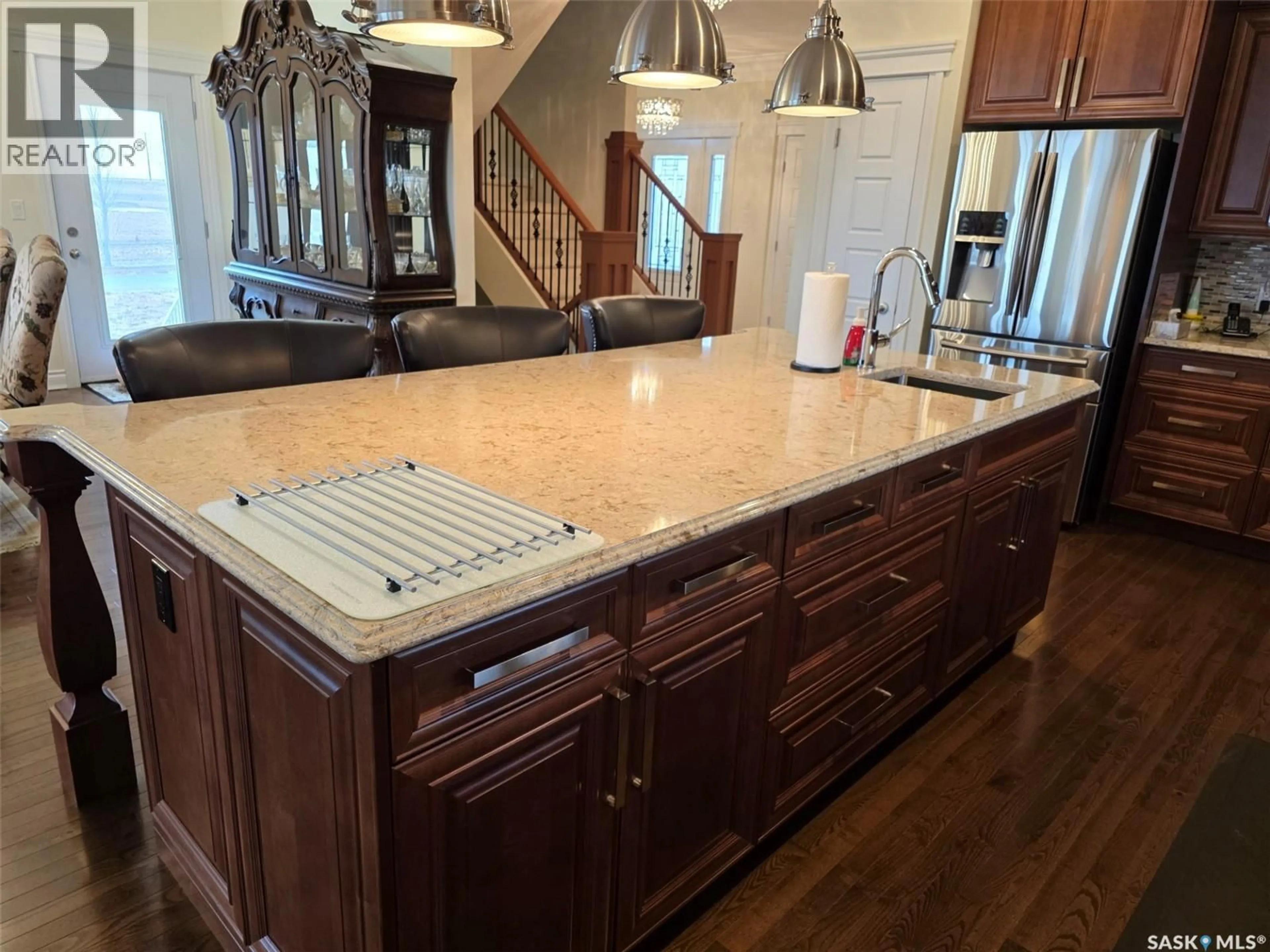 Open concept kitchen, unknown for BANMAN ACREAGE, Swift Current Rm No. 137 Saskatchewan S9H3X4