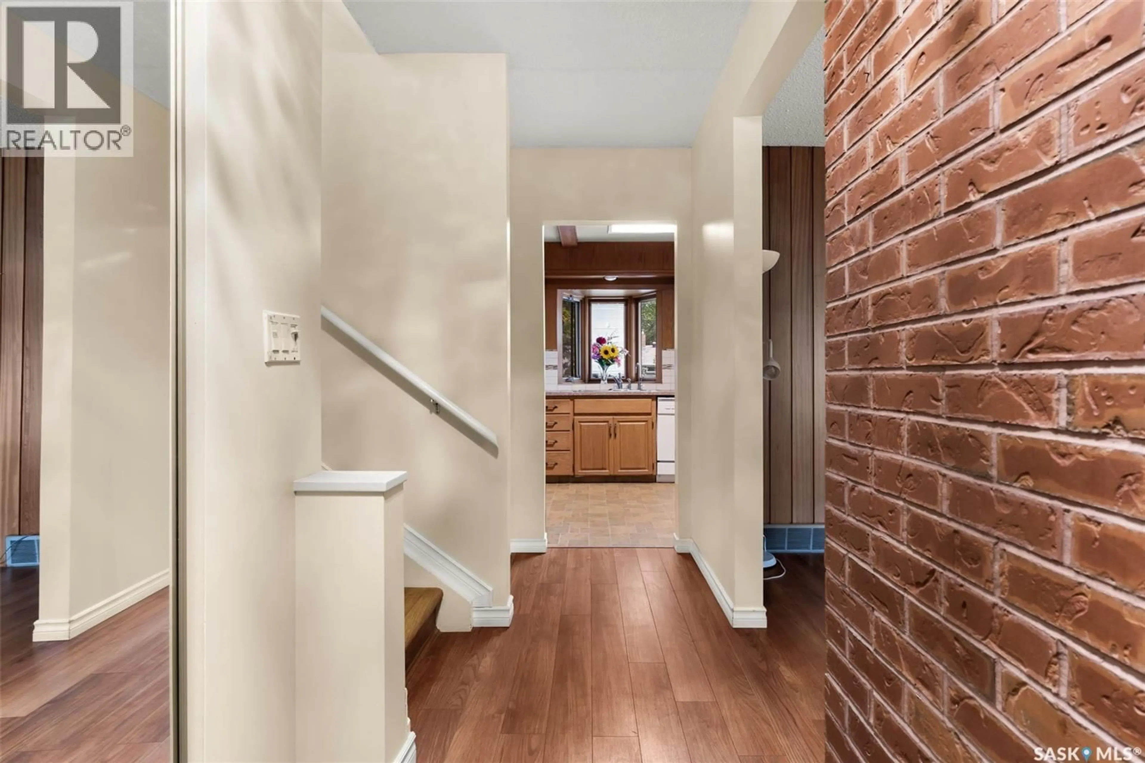 Indoor entryway for 1536 UHRICH AVENUE, Regina Saskatchewan S4S4R5