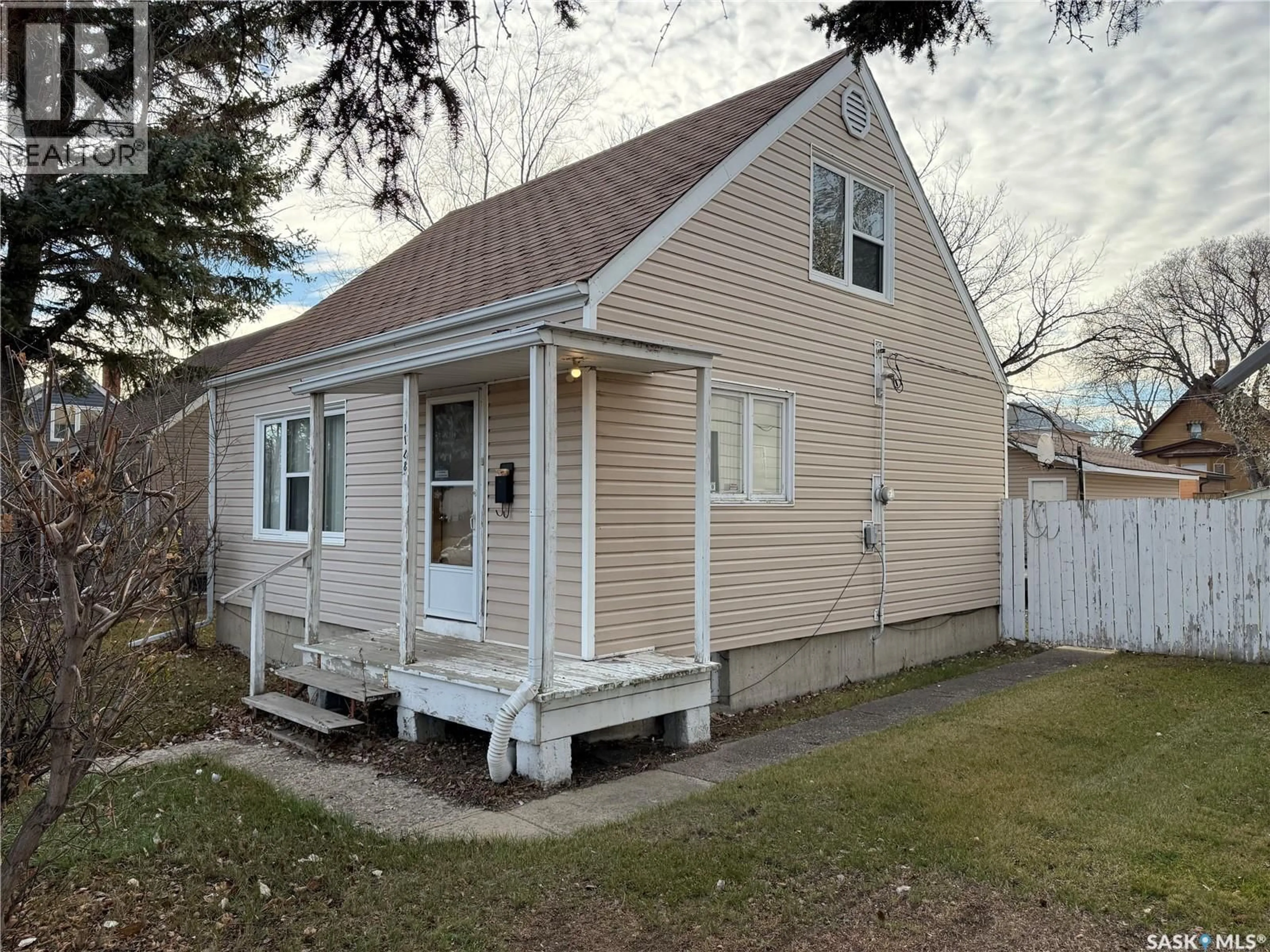 Home with vinyl exterior material, street for 1178 CHESTNUT AVENUE, Moose Jaw Saskatchewan S6H1B1