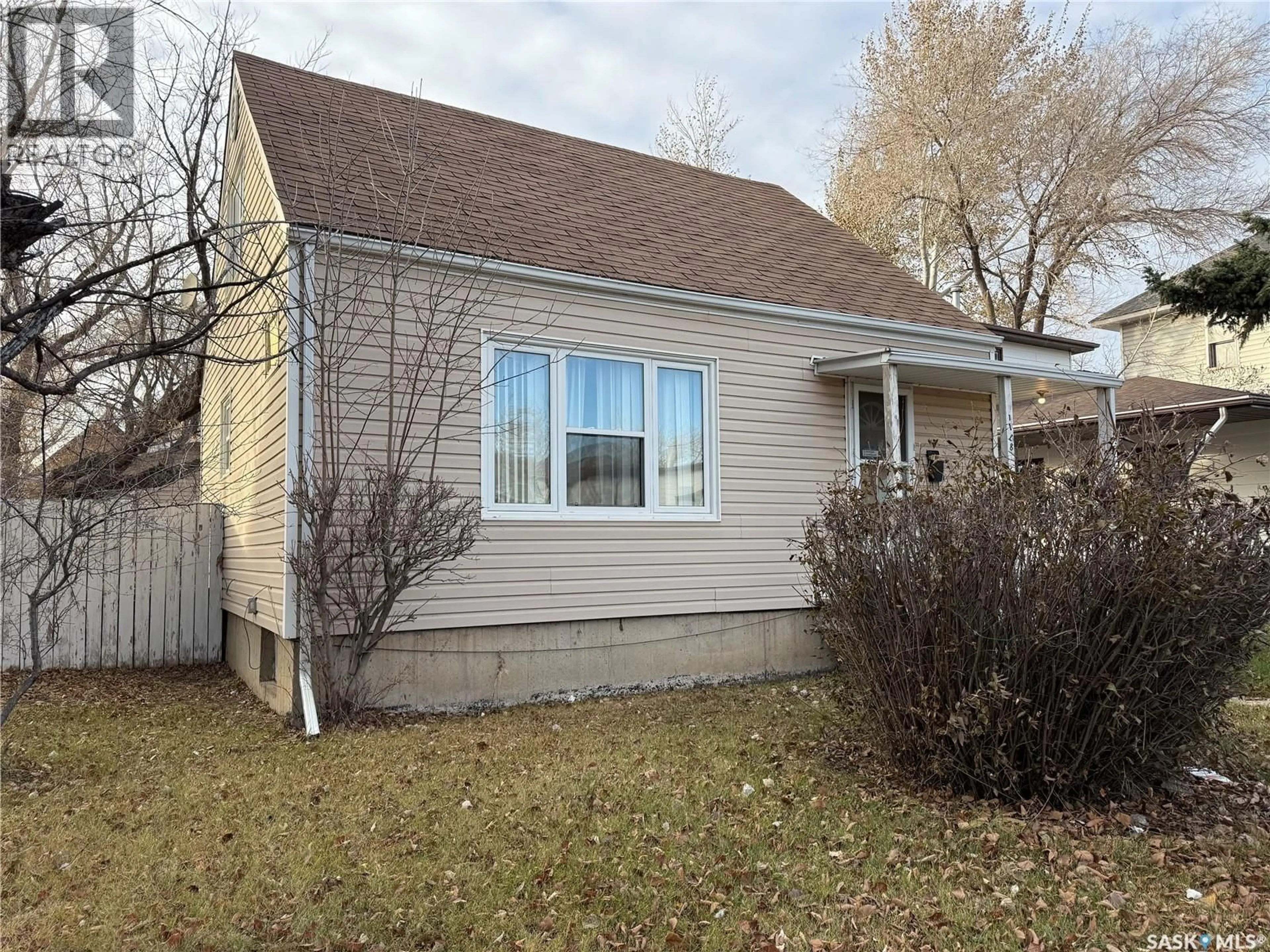 Home with vinyl exterior material, street for 1178 CHESTNUT AVENUE, Moose Jaw Saskatchewan S6H1B1