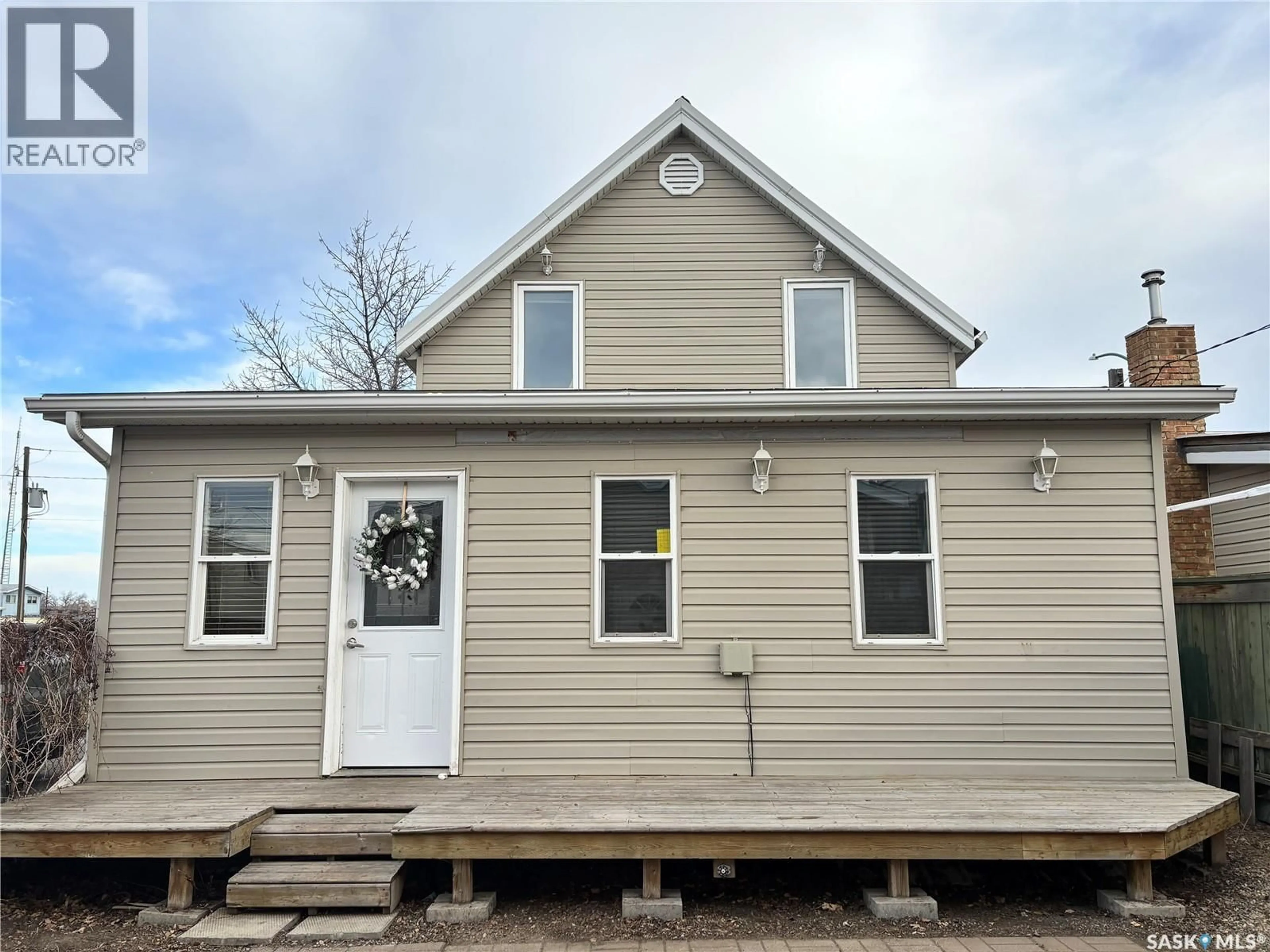 Home with vinyl exterior material, building for 1208 SIXTH STREET, Estevan Saskatchewan S4A1B1