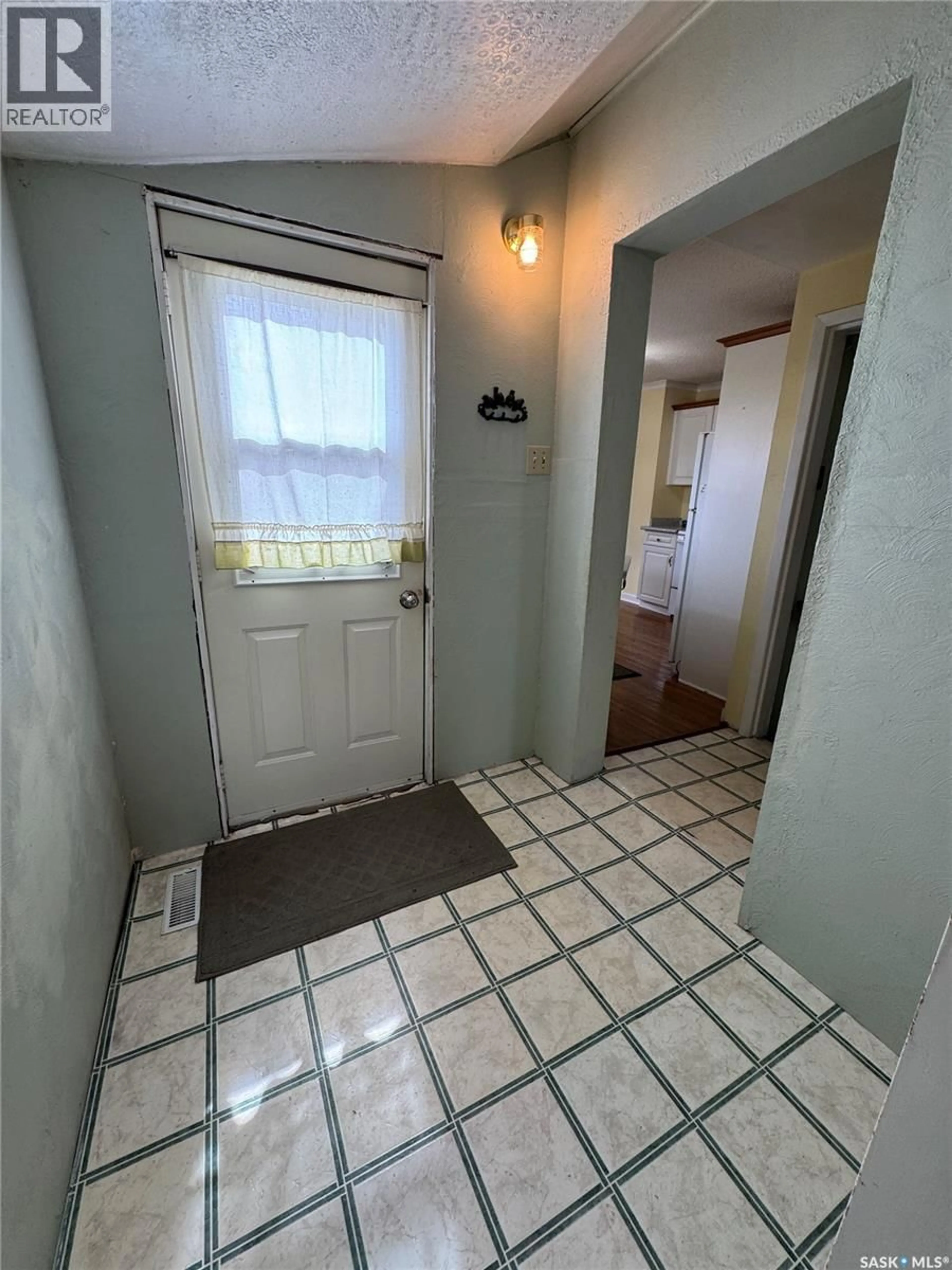 Unknown for 121 2ND AVENUE, Biggar Saskatchewan S0K0M0