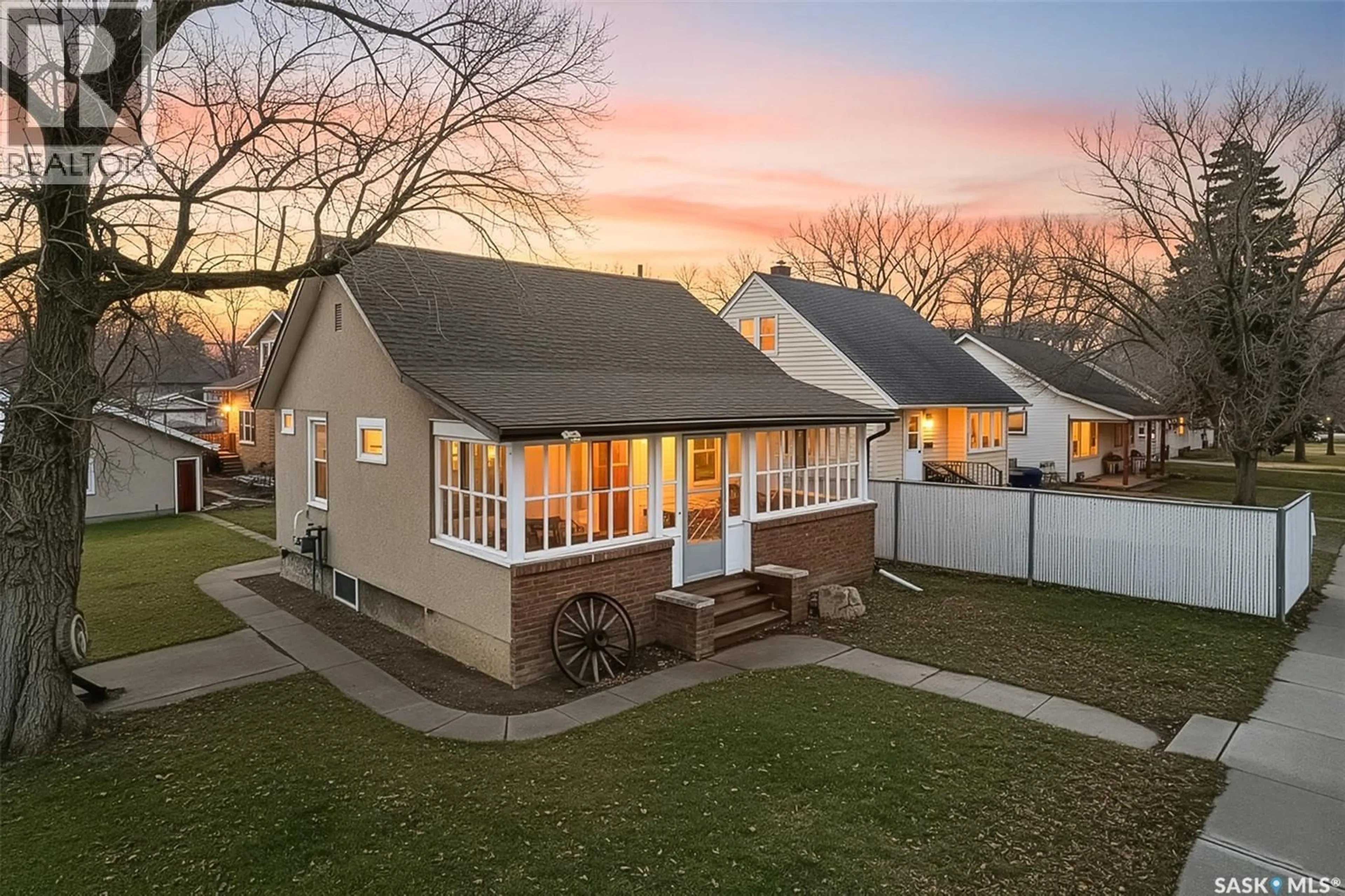 A pic from outside/outdoor area/front of a property/back of a property/a pic from drone, street for 759 OMINICA STREET, Moose Jaw Saskatchewan S6H0H7
