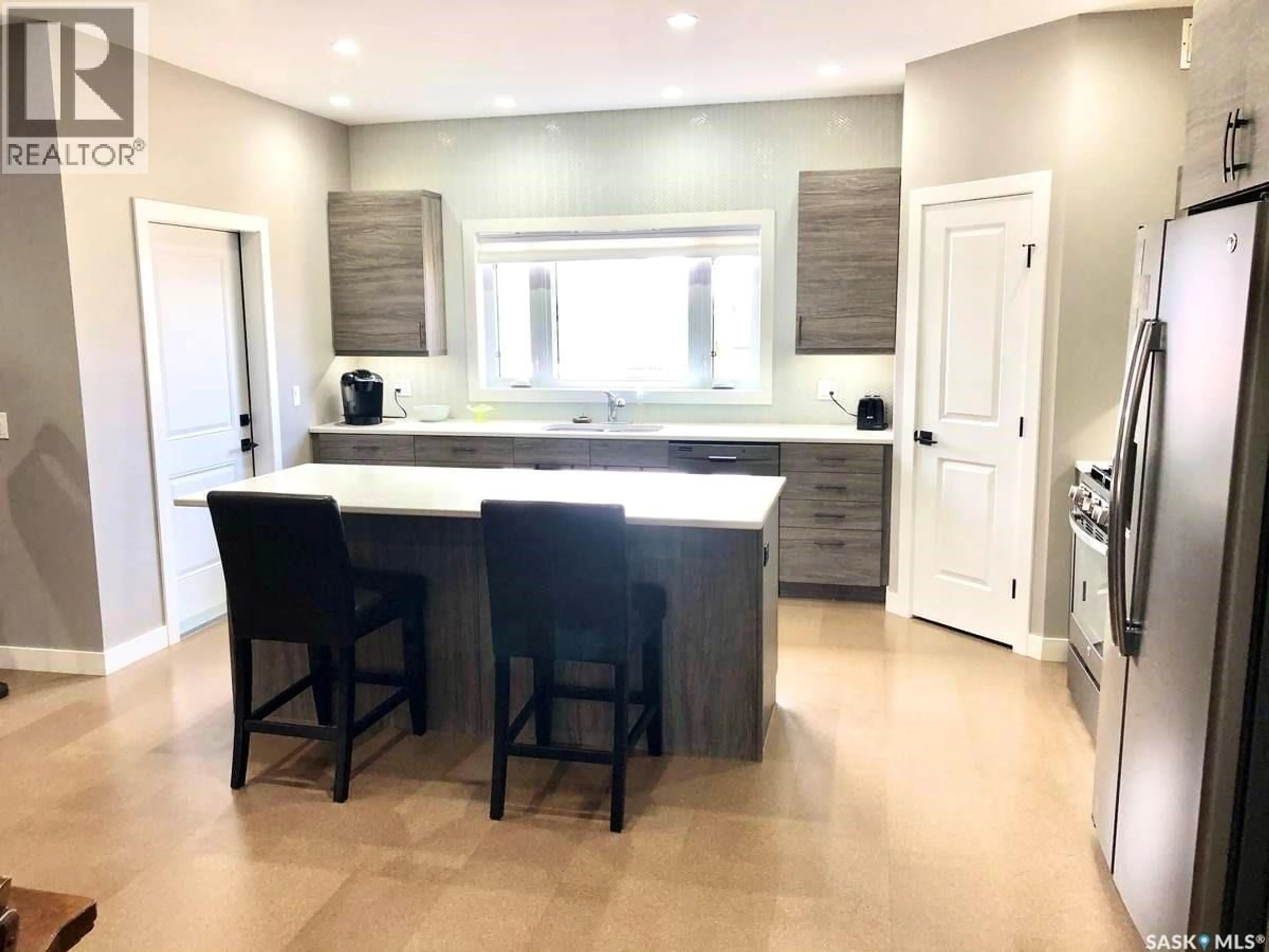 Open concept kitchen, unknown for 9 WARREN STREET, Redvers Saskatchewan S0C2H0