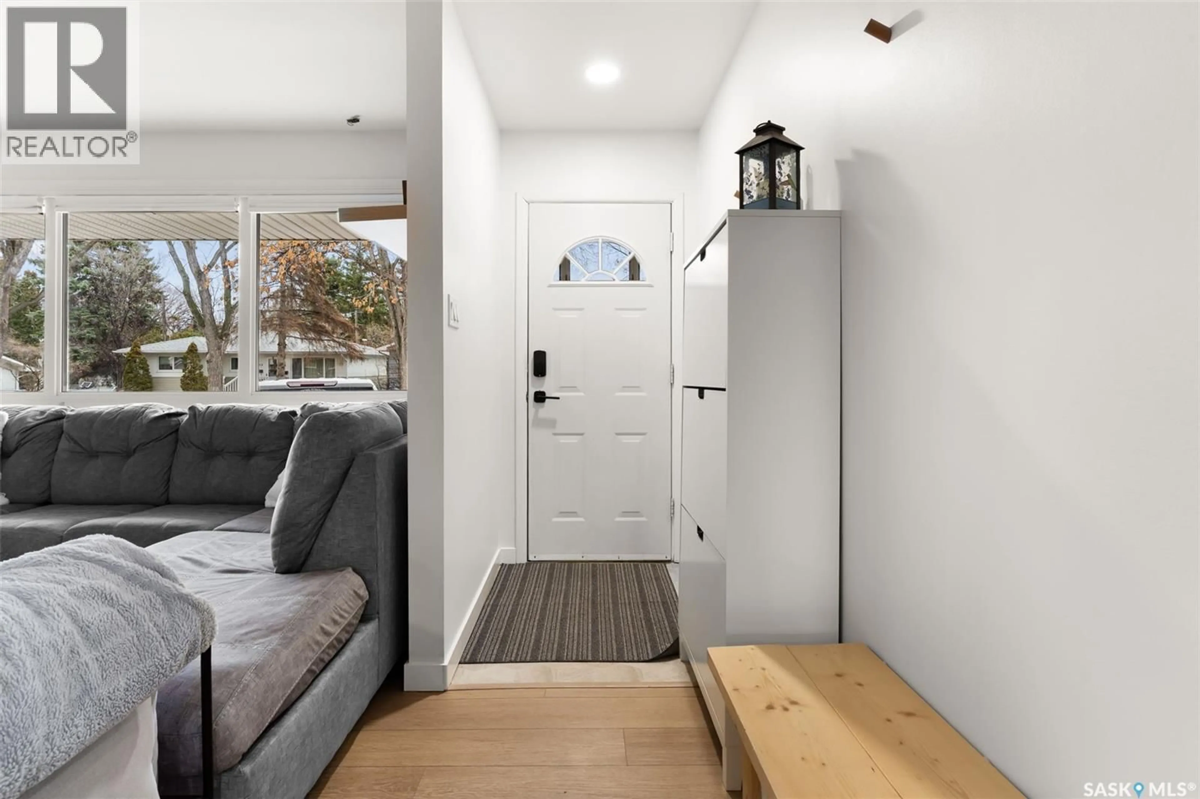 Indoor entryway for 97 DARKE CRESCENT, Regina Saskatchewan S4S3Y1