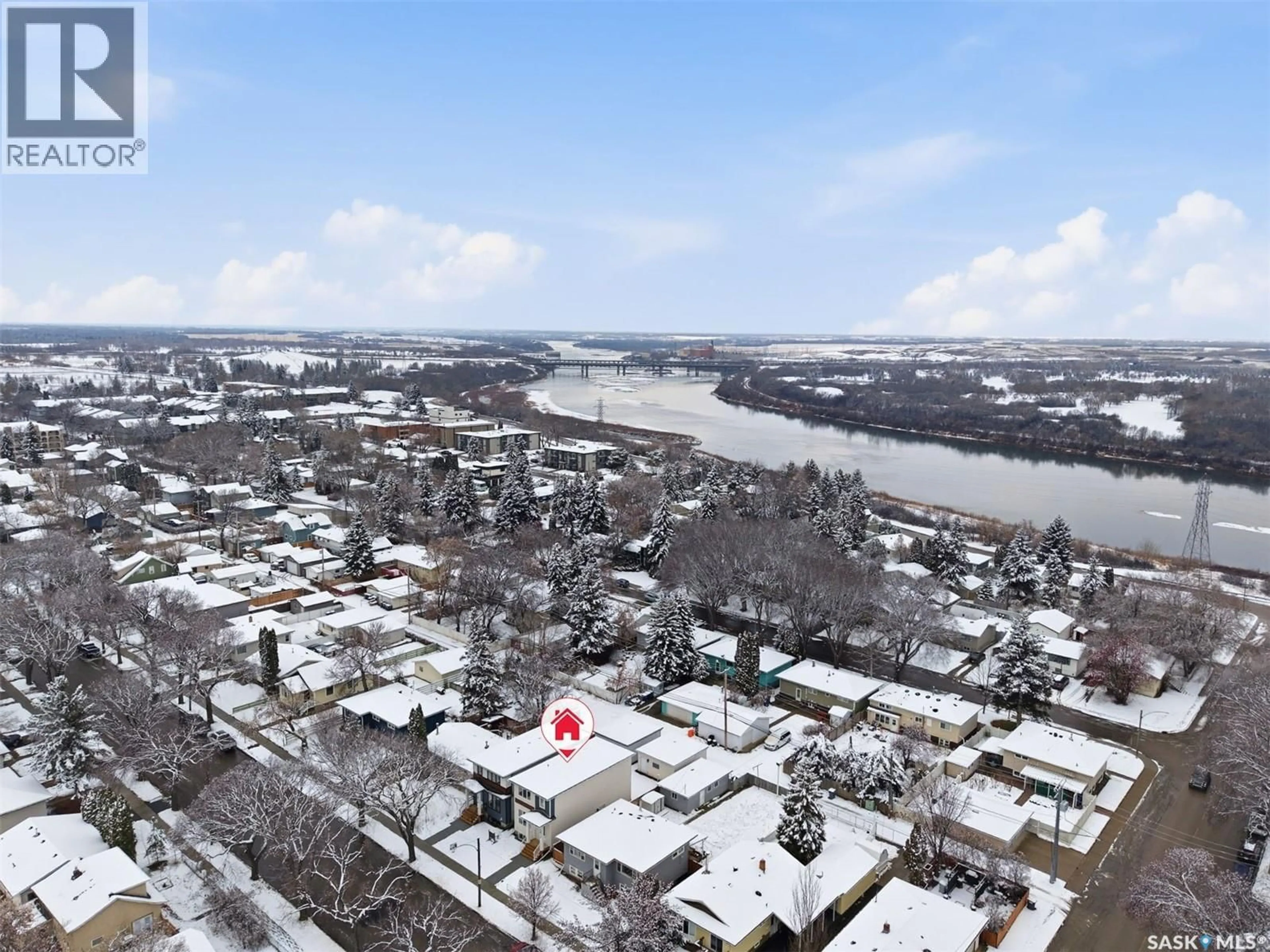 A pic from outside/outdoor area/front of a property/back of a property/a pic from drone, water/lake/river/ocean view for 1912 HERMAN AVENUE, Saskatoon Saskatchewan S7M0M8