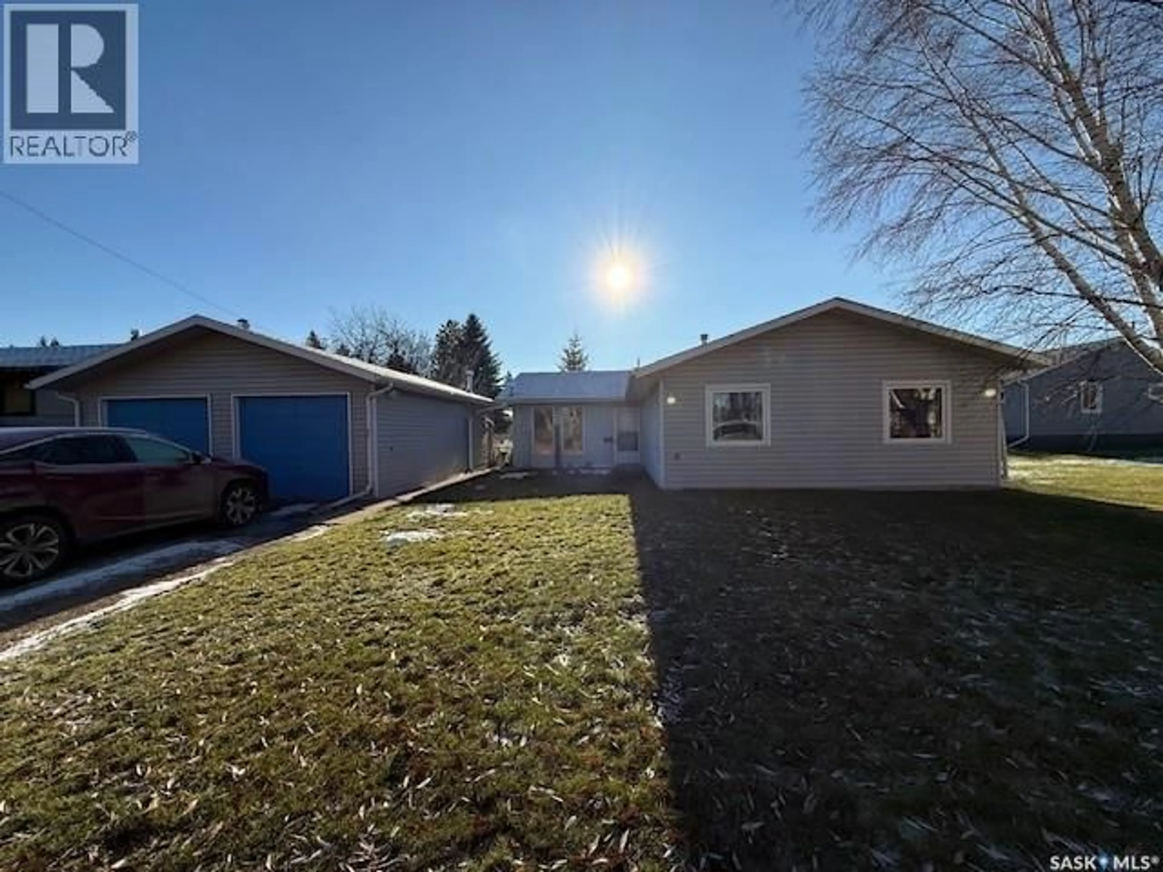 A pic from outside/outdoor area/front of a property/back of a property/a pic from drone, street for 113 FIRST AVENUE, Norquay Saskatchewan S0A2V0