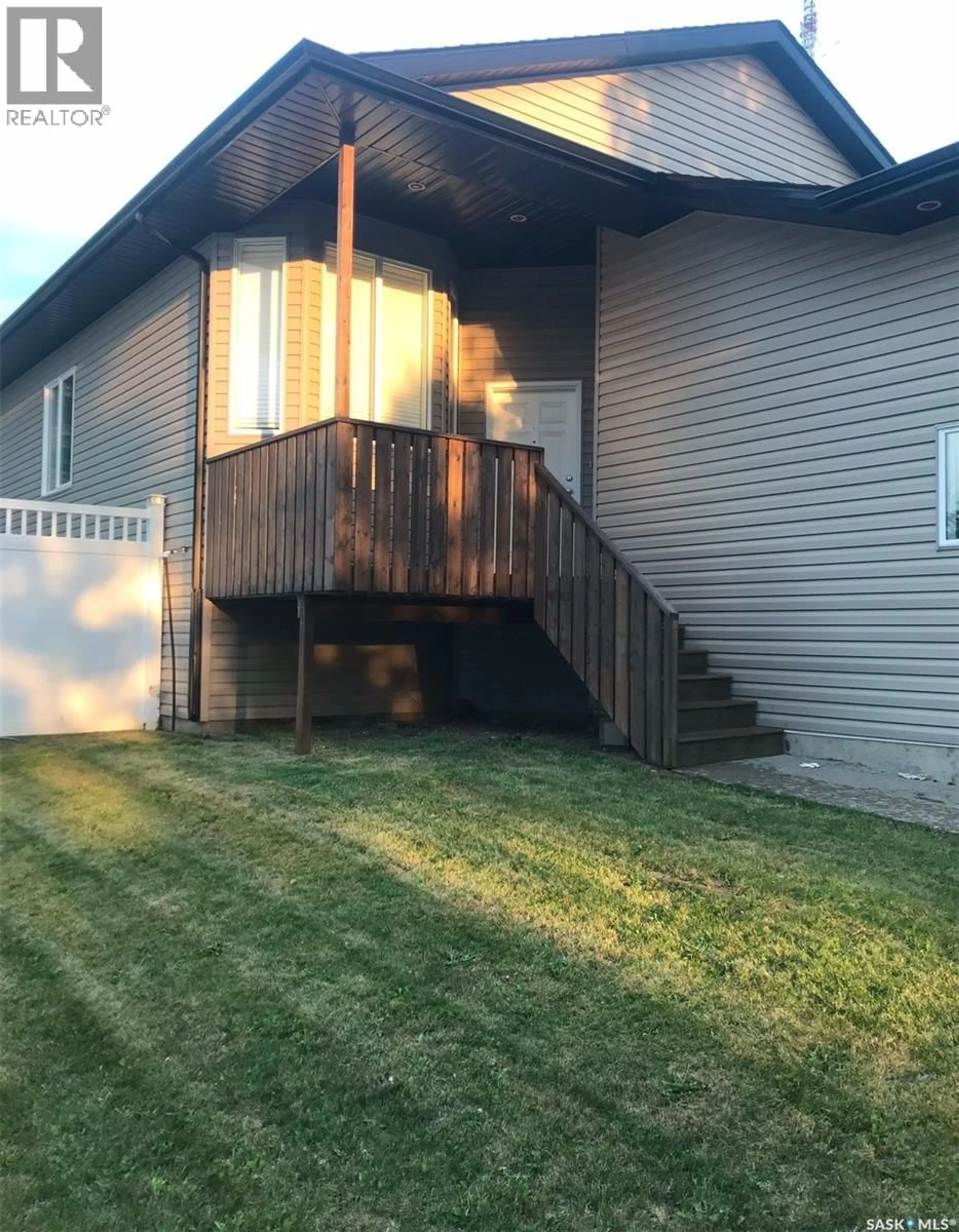 Unknown for 916 3RD STREET, Weyburn Saskatchewan S4H3J8