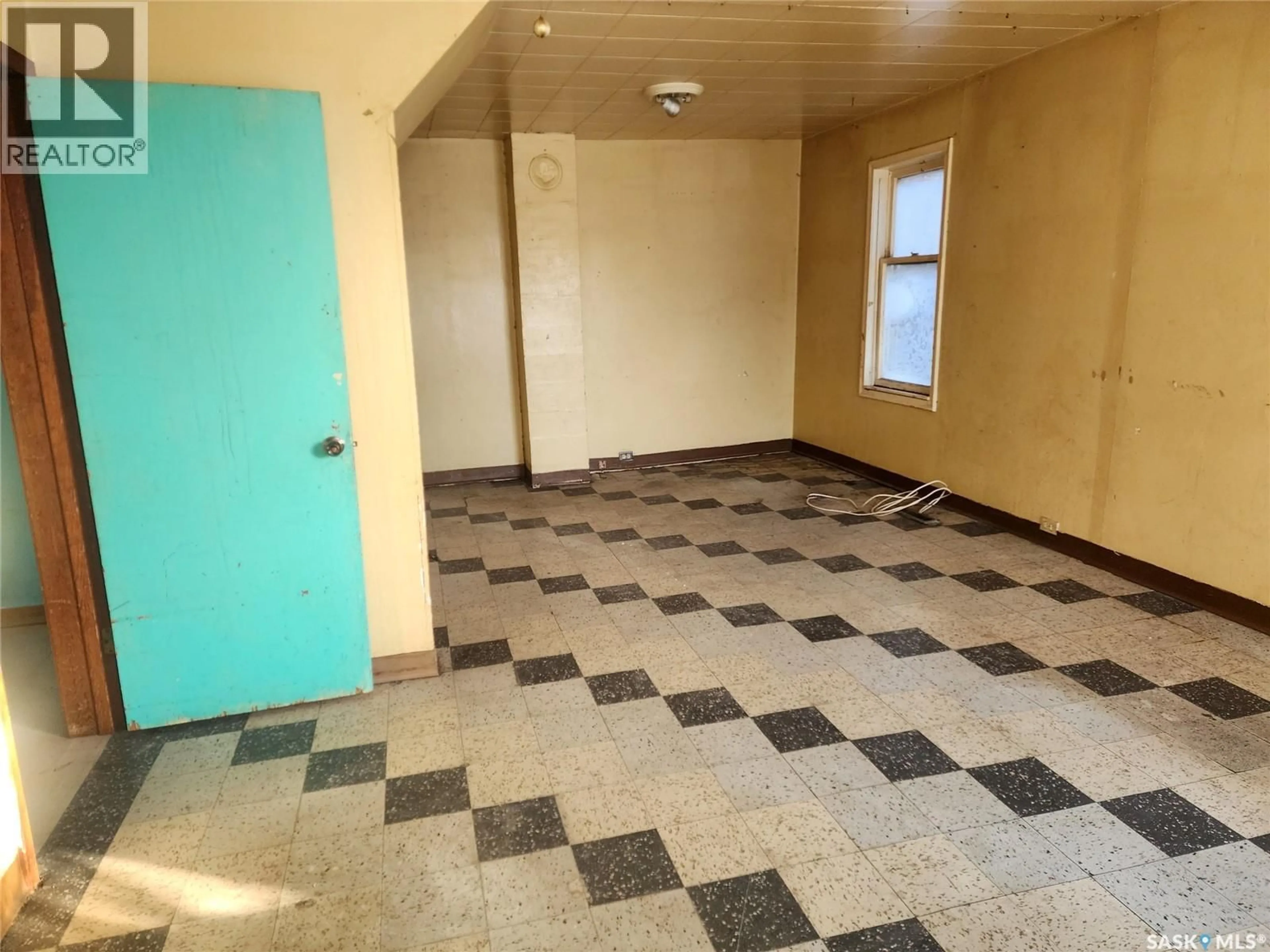 A pic of a room for 845 EDGAR STREET, Regina Saskatchewan S4N3J1