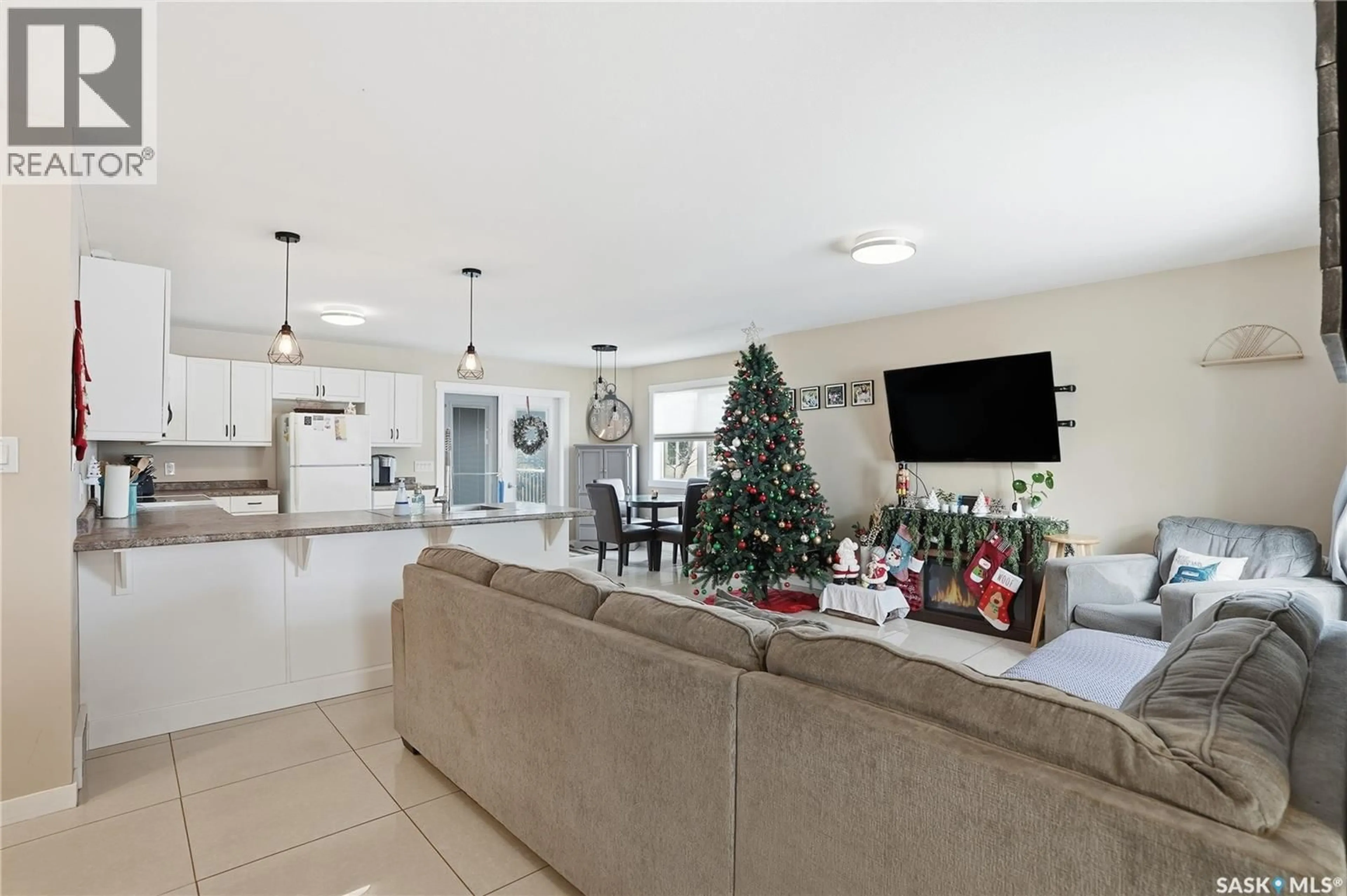 Open concept kitchen, unknown for 3005 1ST AVENUE, Waldheim Saskatchewan S0K4R0