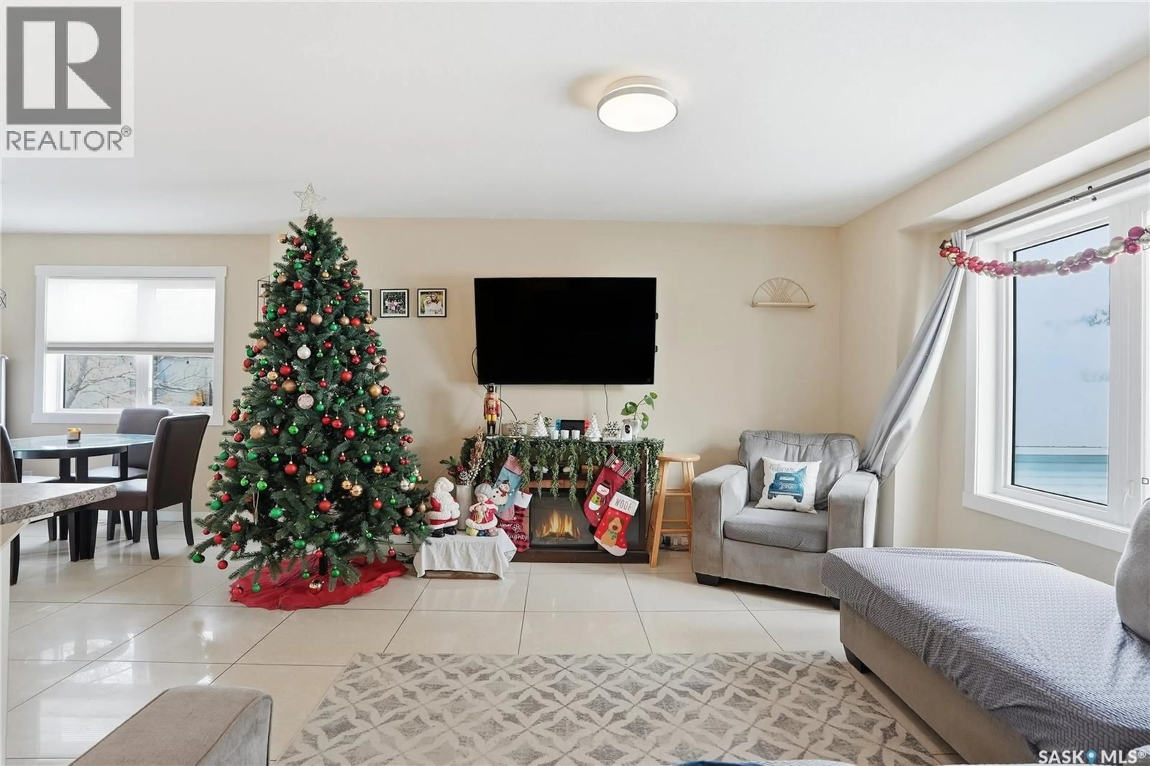 Living room with furniture, unknown for 3005 1ST AVENUE, Waldheim Saskatchewan S0K4R0