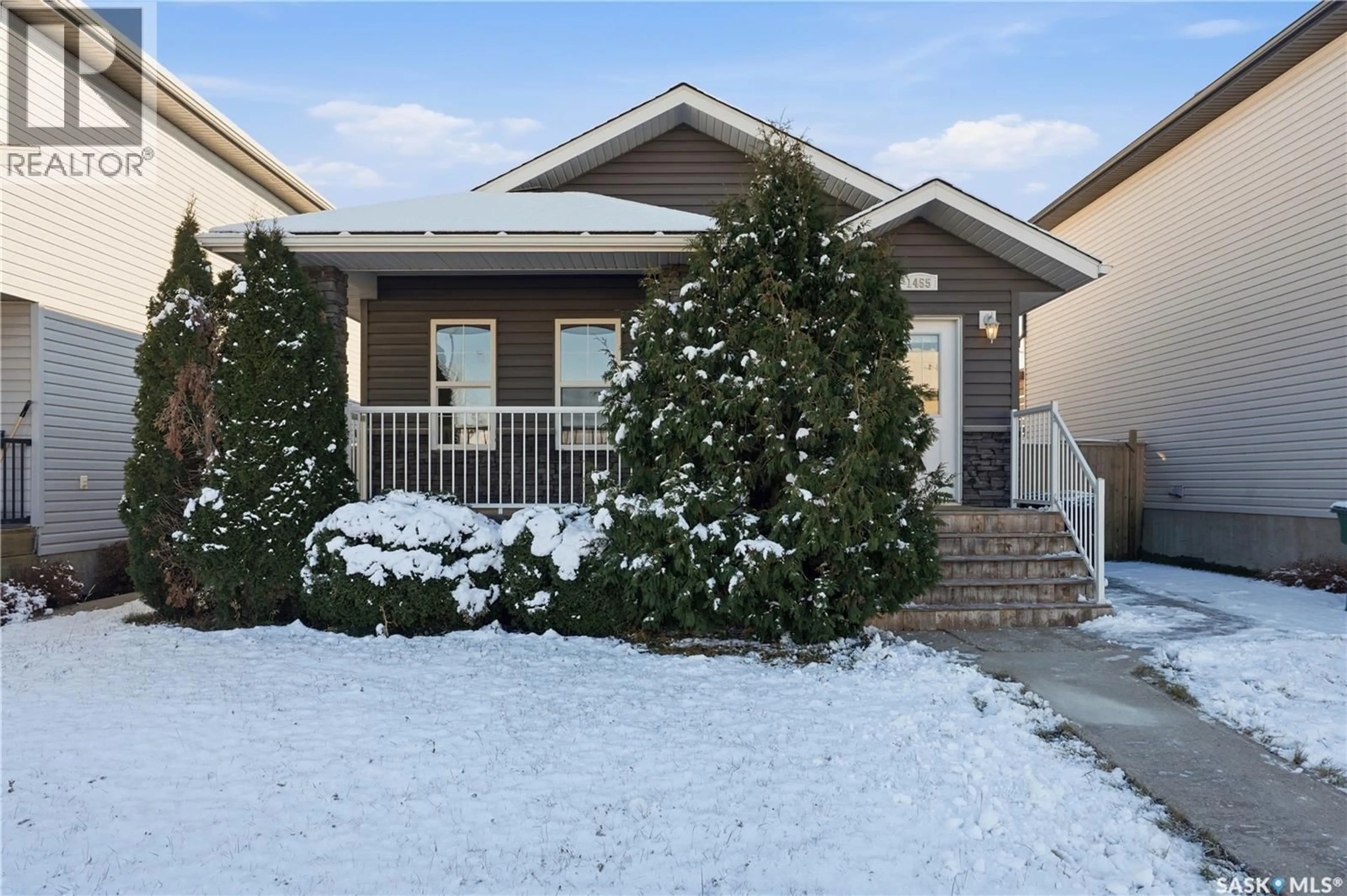 Home with vinyl exterior material, street for 1455 WILLOWGROVE COURT, Saskatoon Saskatchewan S7W0B1