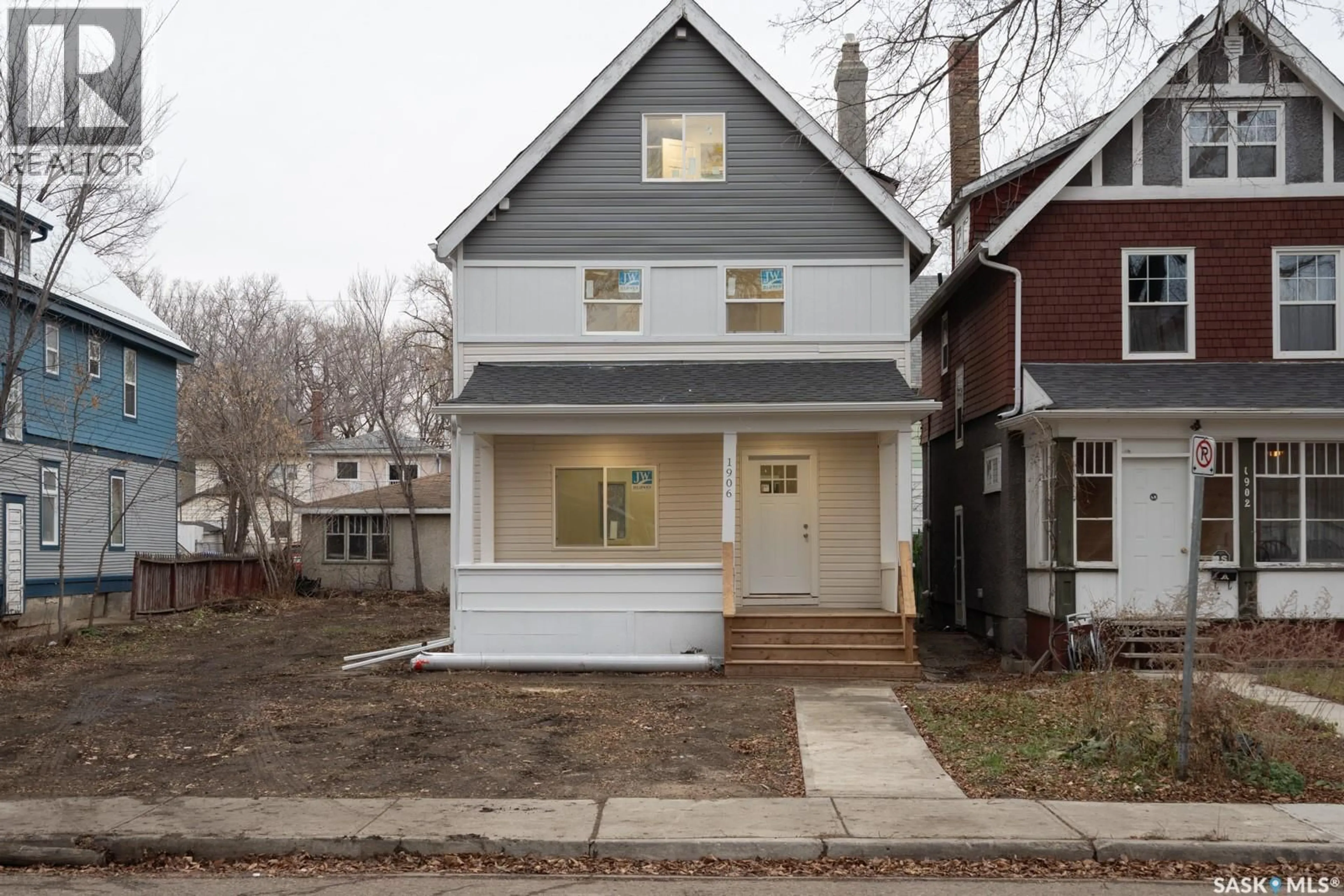Home with vinyl exterior material, street for 1906 CAMERON STREET, Regina Saskatchewan S4T2V1