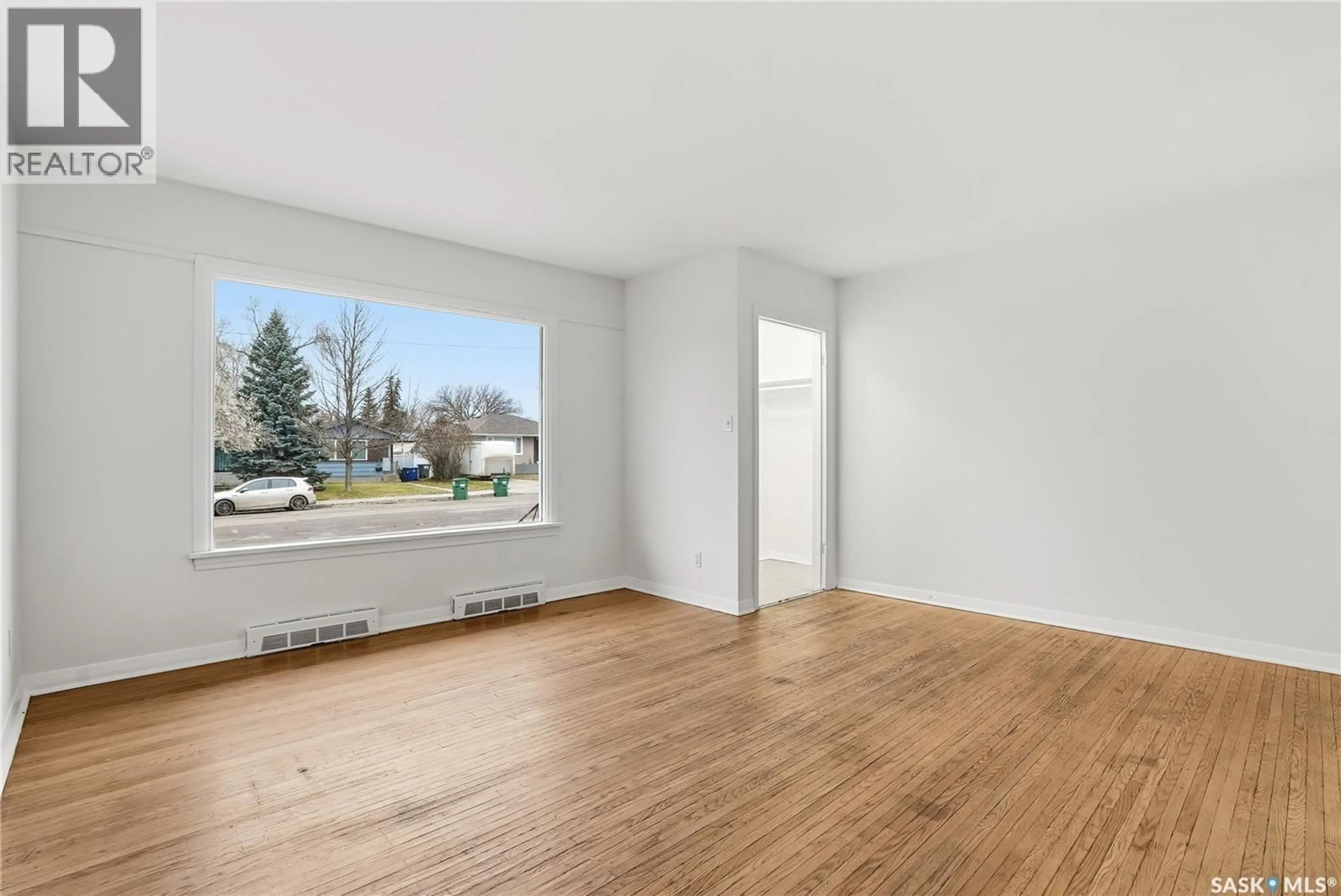 A pic of a room for 1222 10TH STREET E, Saskatoon Saskatchewan S7H0H9