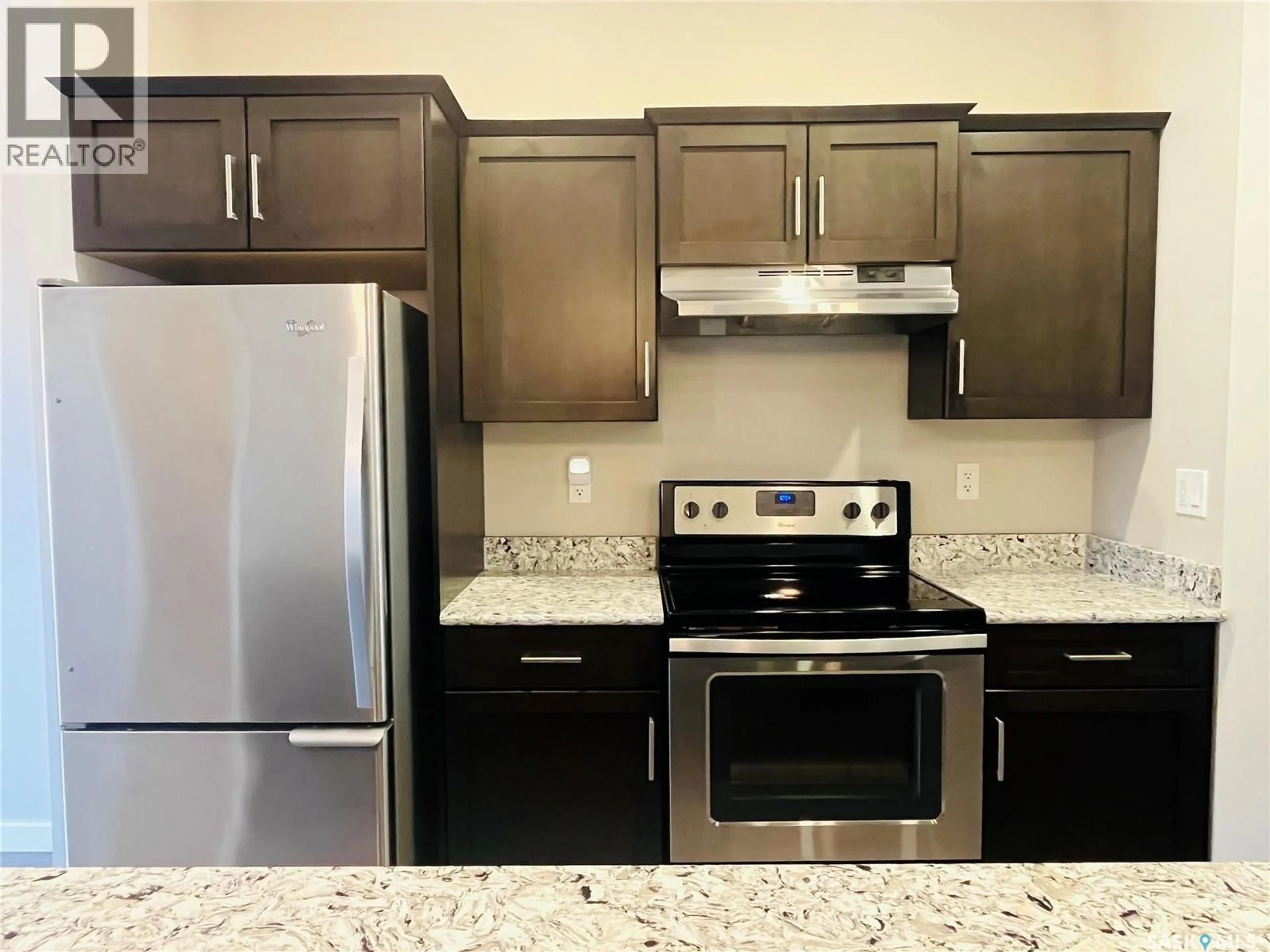 Standard kitchen, unknown for 505 DOUGLAS DRIVE, Swift Current Saskatchewan S9H5R6