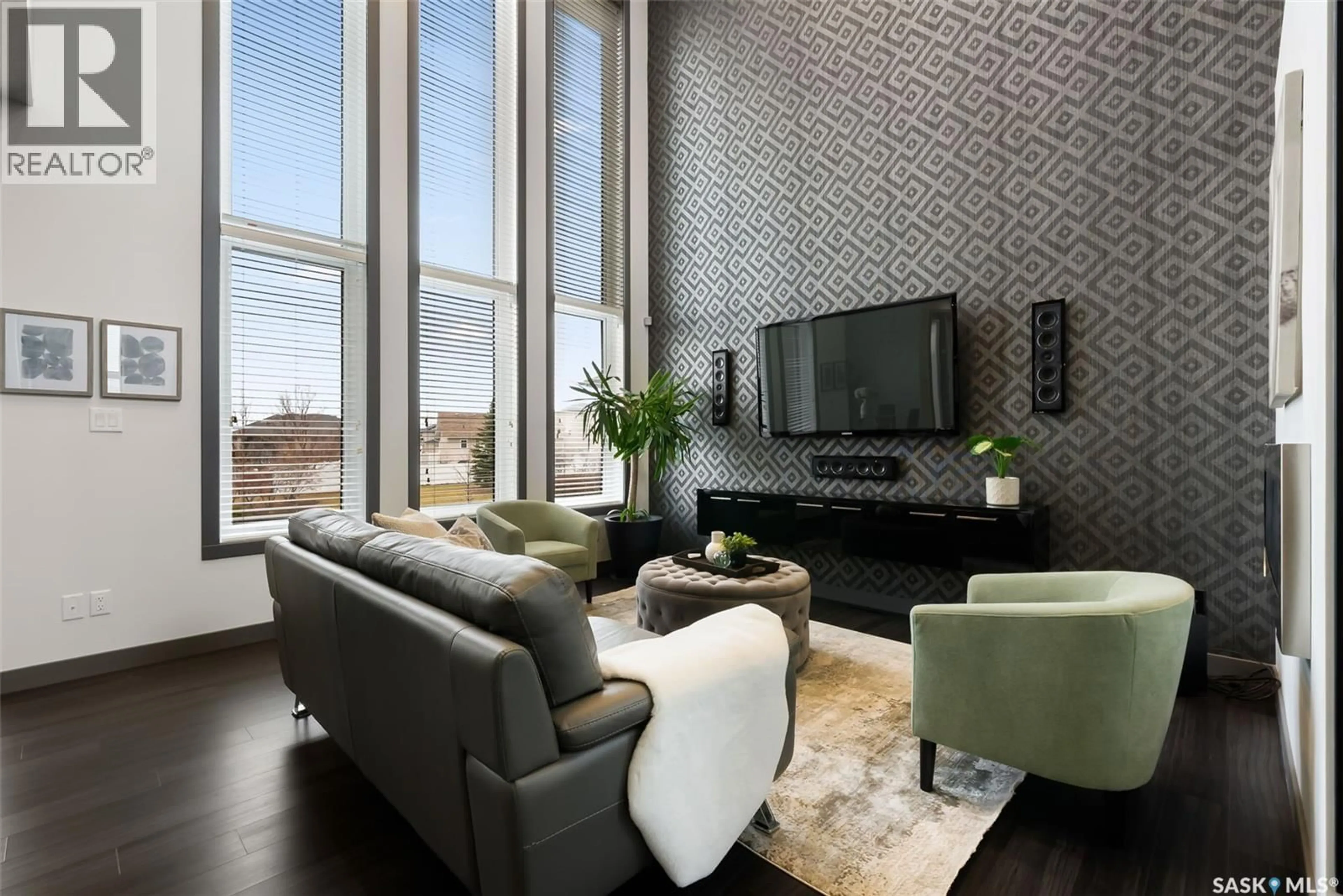 Living room with furniture, unknown for 7832 SAGEBRUSH CRESCENT, Regina Saskatchewan S4Y0A9