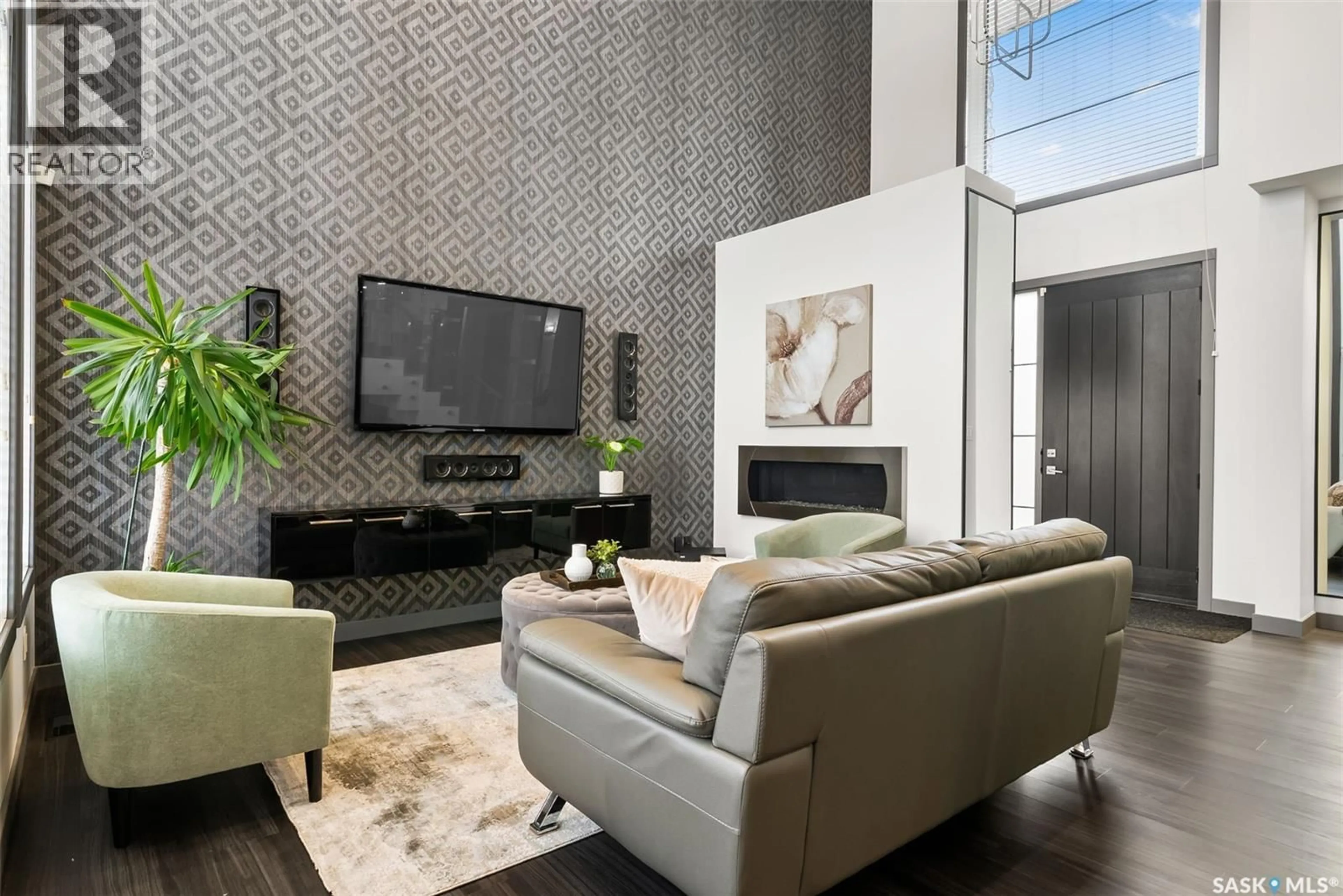 Living room with furniture, unknown for 7832 SAGEBRUSH CRESCENT, Regina Saskatchewan S4Y0A9