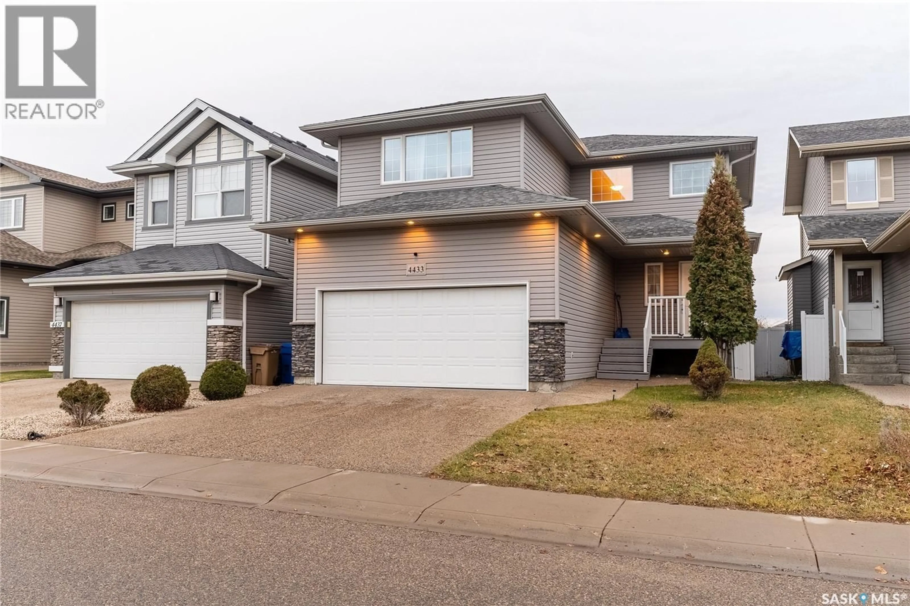 Home with vinyl exterior material, street for 4433 PADWICK ROAD, Regina Saskatchewan S4W0C2