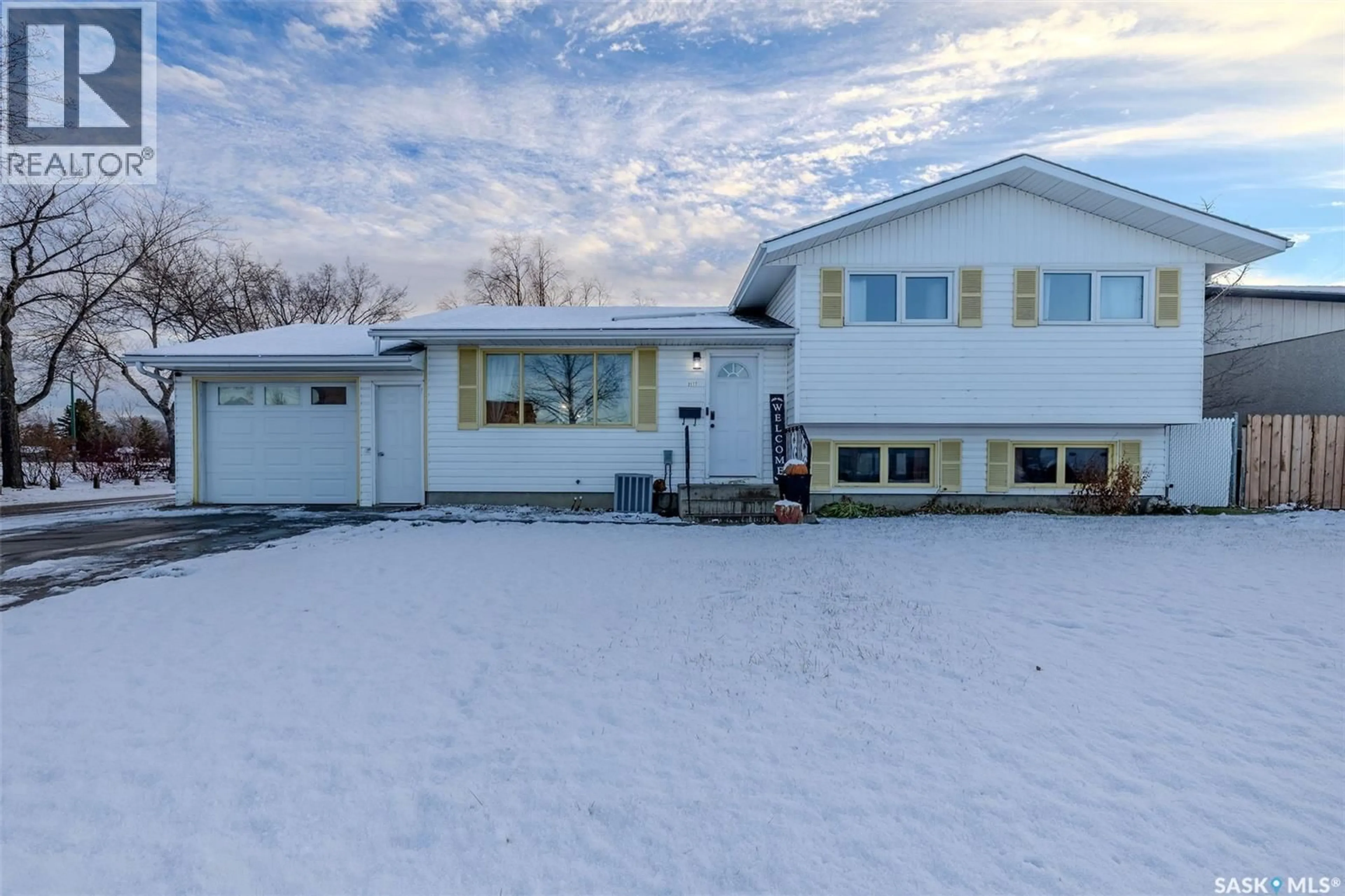 A pic from outside/outdoor area/front of a property/back of a property/a pic from drone, street for 3111 33RD STREET, Saskatoon Saskatchewan S7L0X8