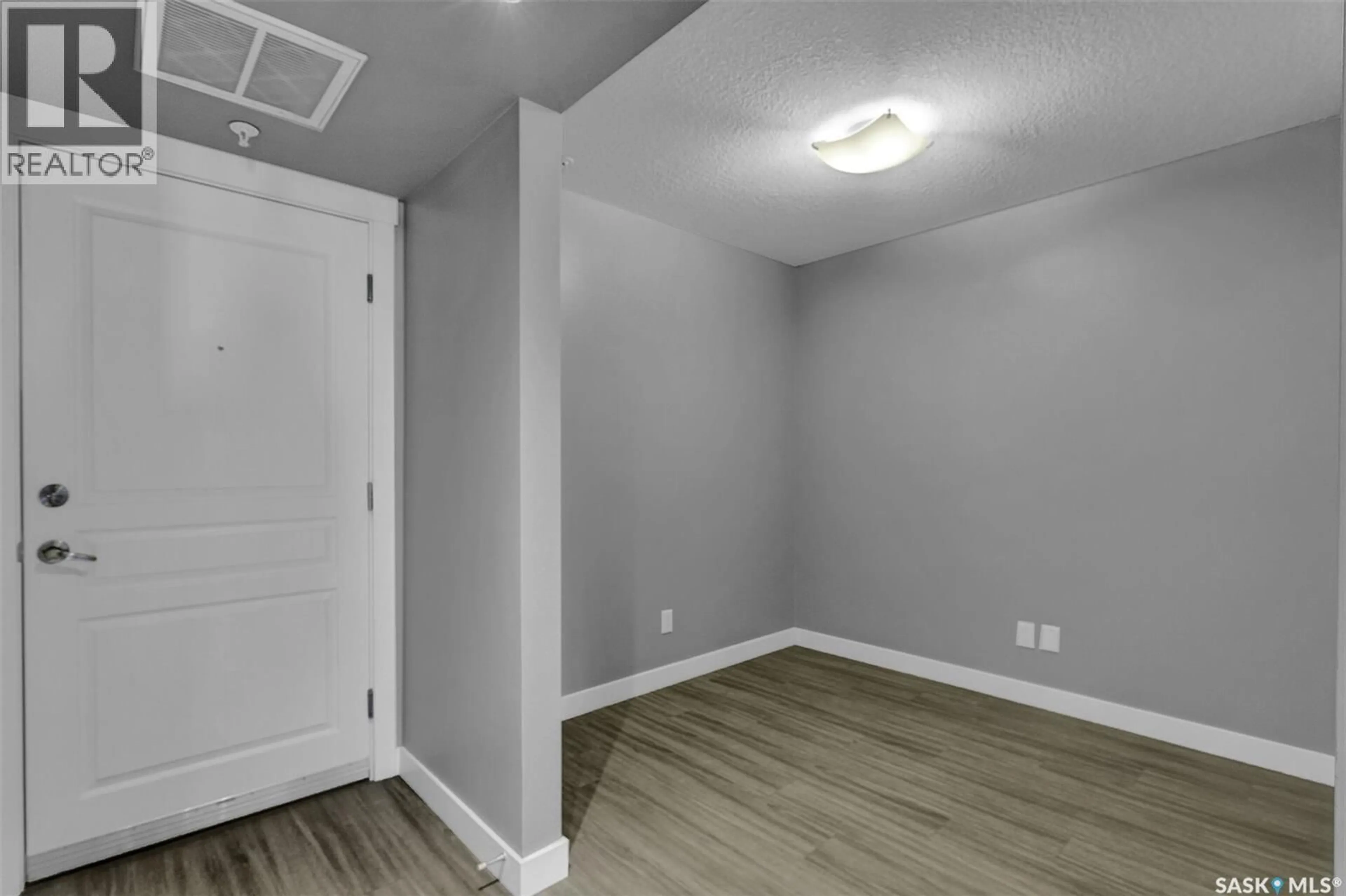 A pic of a room for 302 - 5301 UNIVERSAL CRESCENT, Regina Saskatchewan S4W0L2