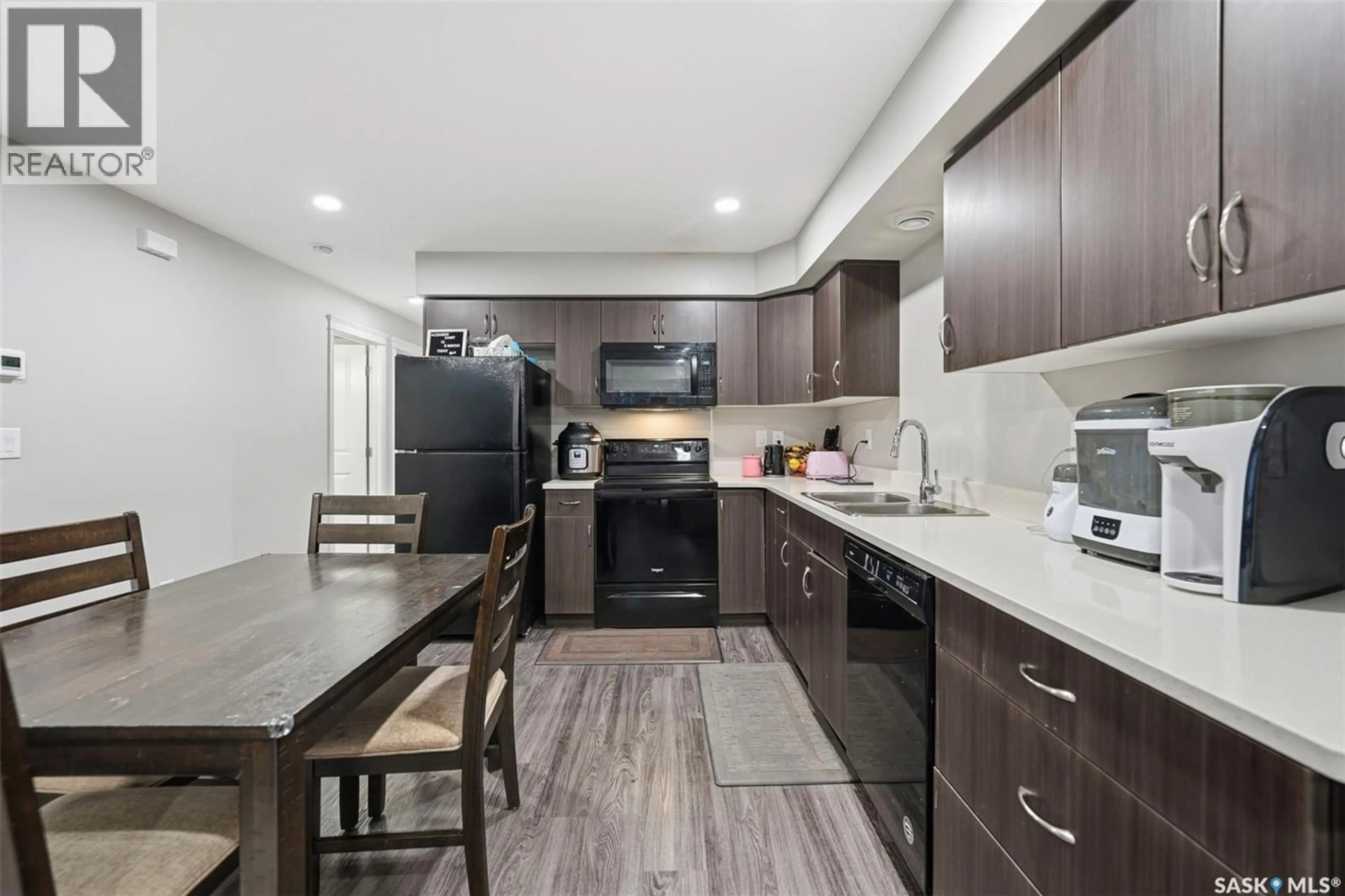 Standard kitchen, ceramic/tile floor for 110 - 213 AKHTAR BEND, Saskatoon Saskatchewan S7W0Y9