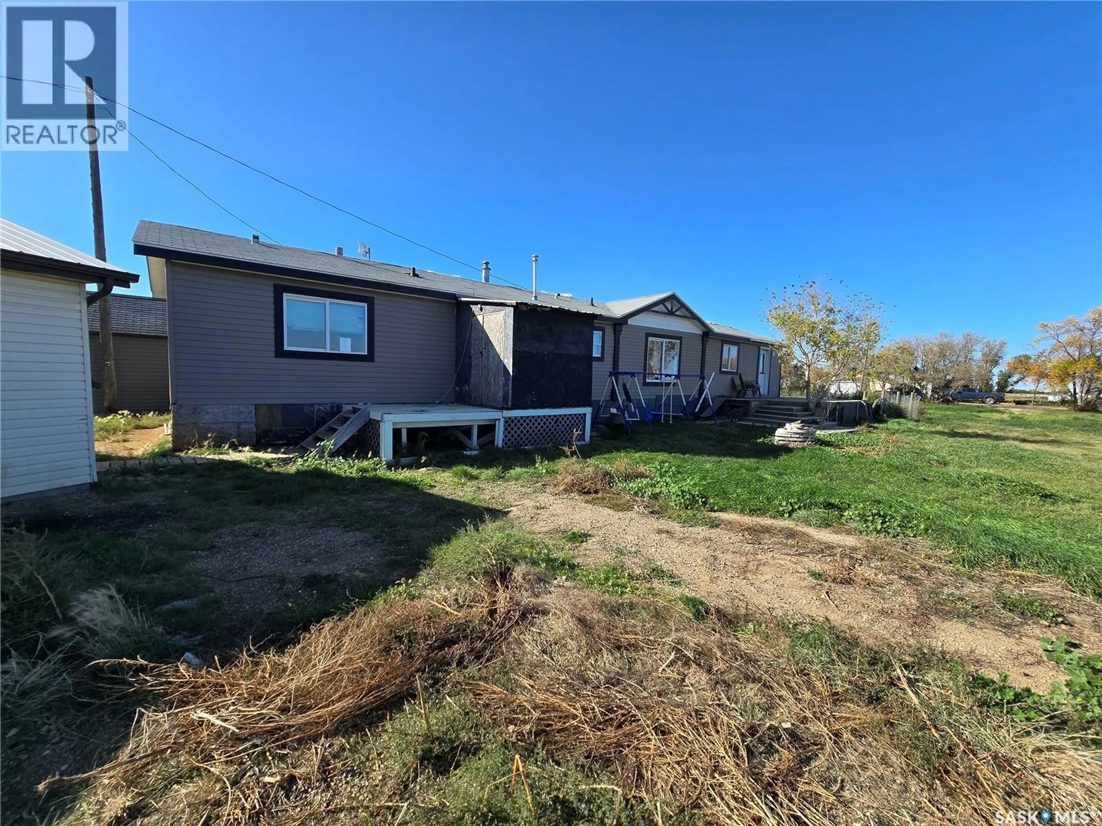 A pic from outside/outdoor area/front of a property/back of a property/a pic from drone, unknown for Lomond Rm No. 37 Saskatchewan S0C0V0
