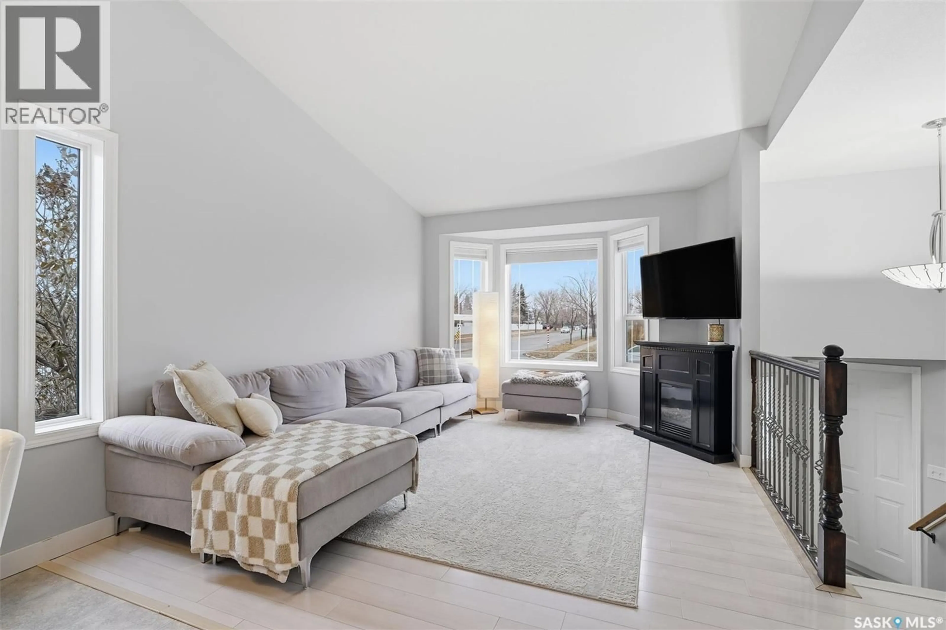 Living room with furniture, unknown for 302 KERR ROAD, Saskatoon Saskatchewan S7K4S3