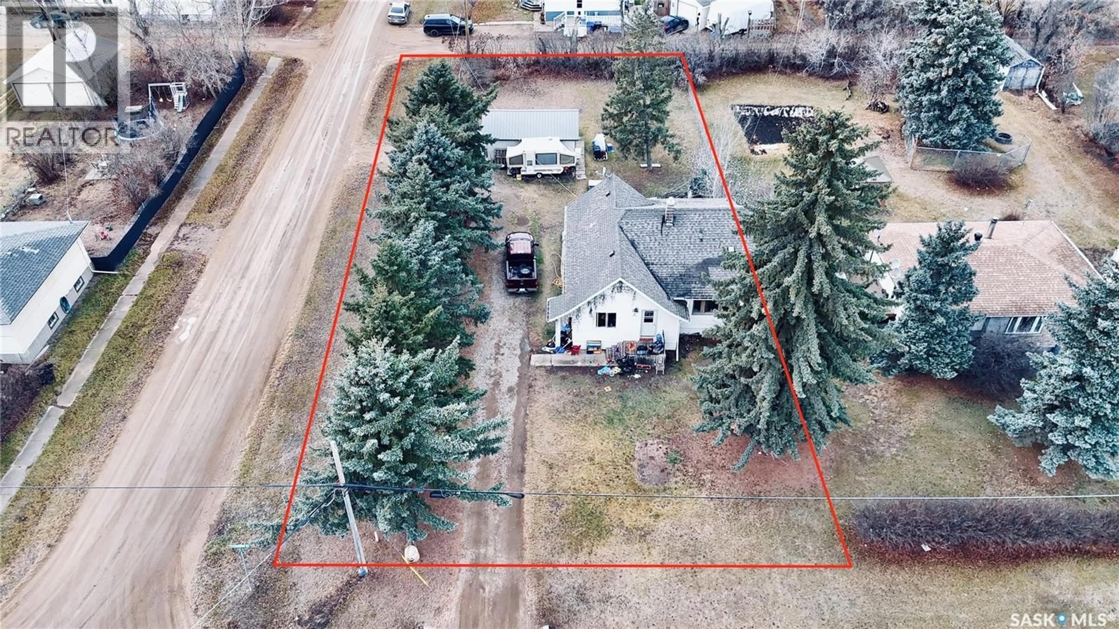 A pic from outside/outdoor area/front of a property/back of a property/a pic from drone, street for 260 FERGUSON STREET, Craik Saskatchewan S0G0V0
