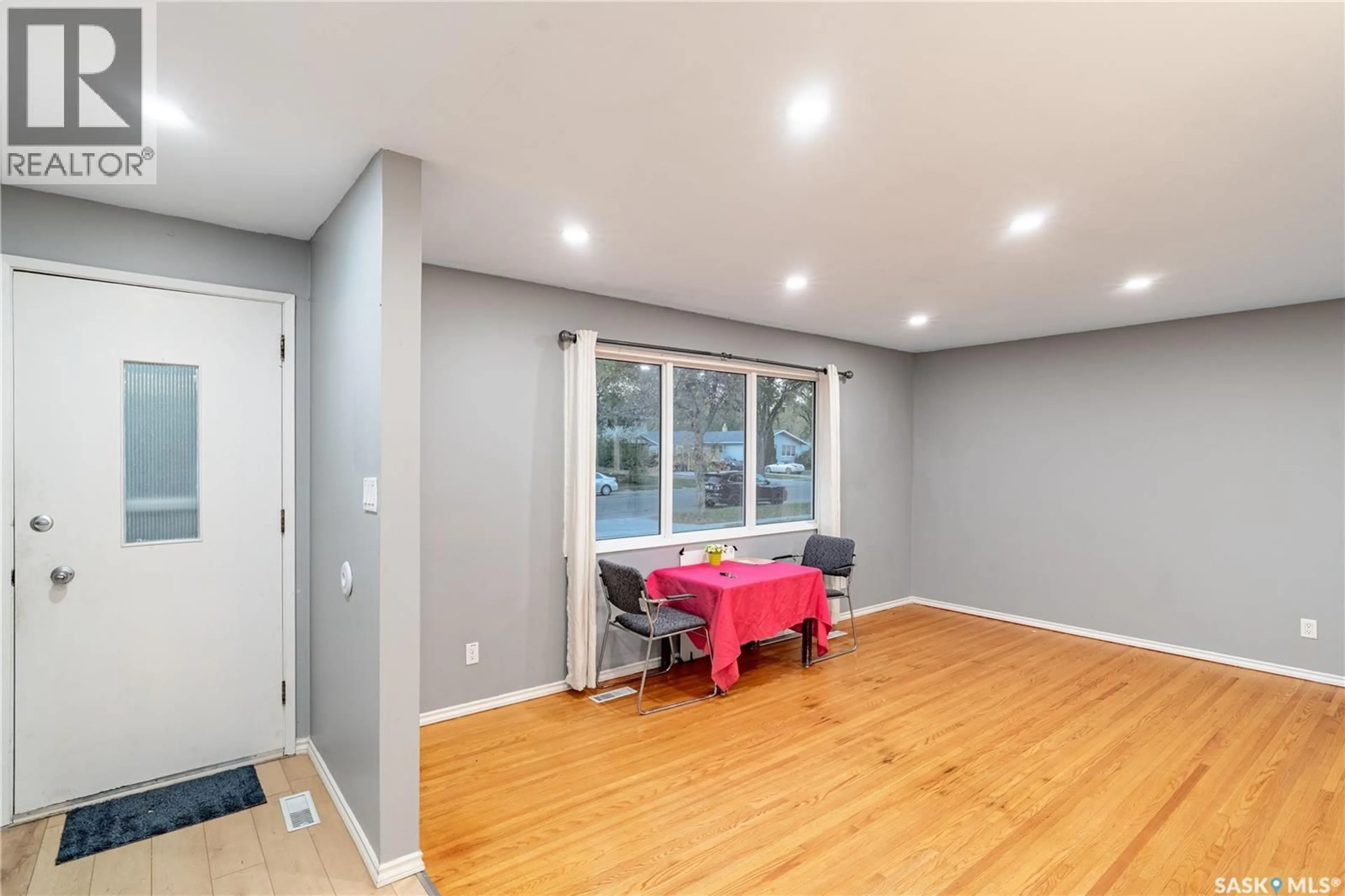 Unknown for 3205 GRANT ROAD, Regina Saskatchewan S4S5H3