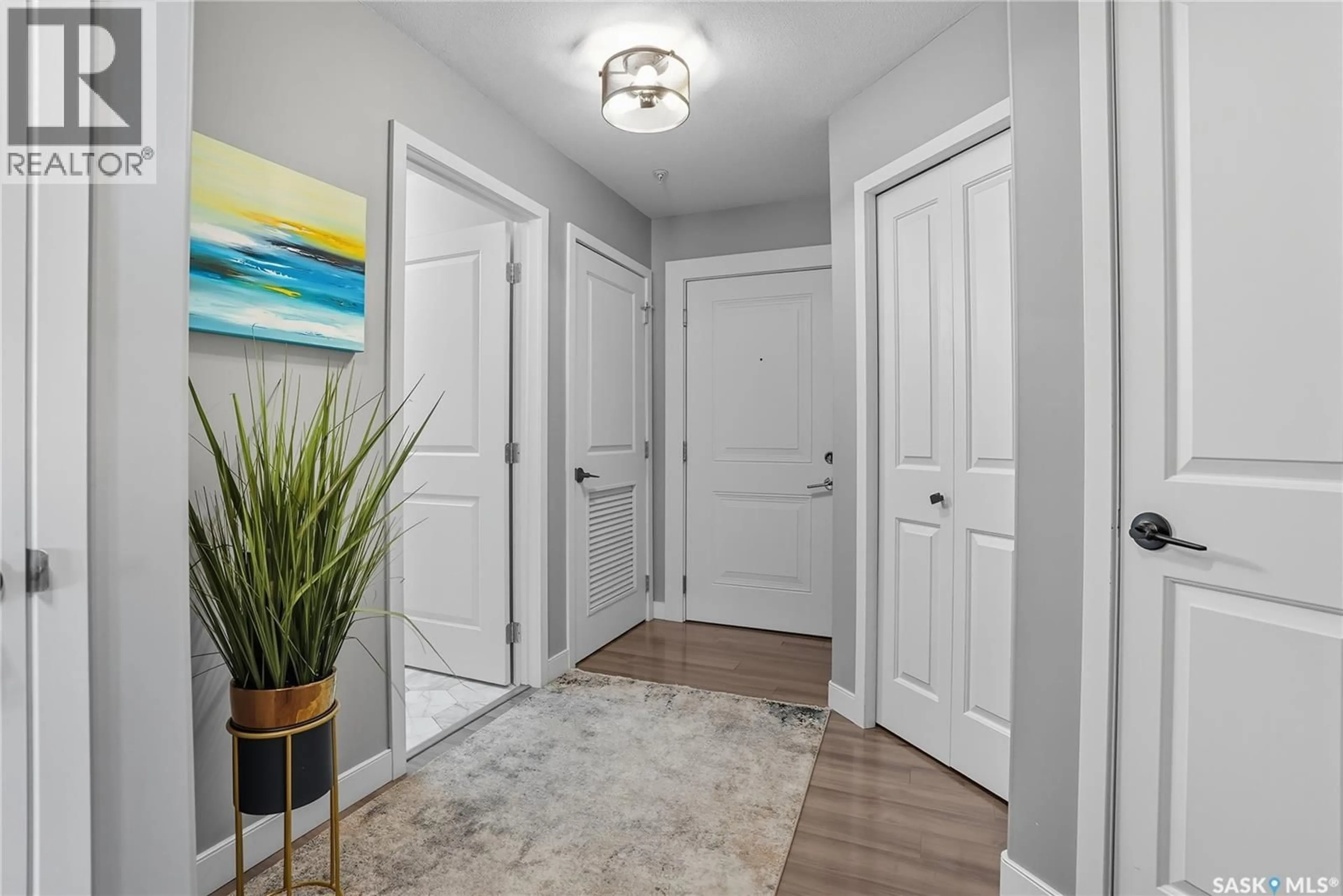 Indoor entryway for 201 158 PAWLYCHENKO LANE, Saskatoon Saskatchewan S7V0C3