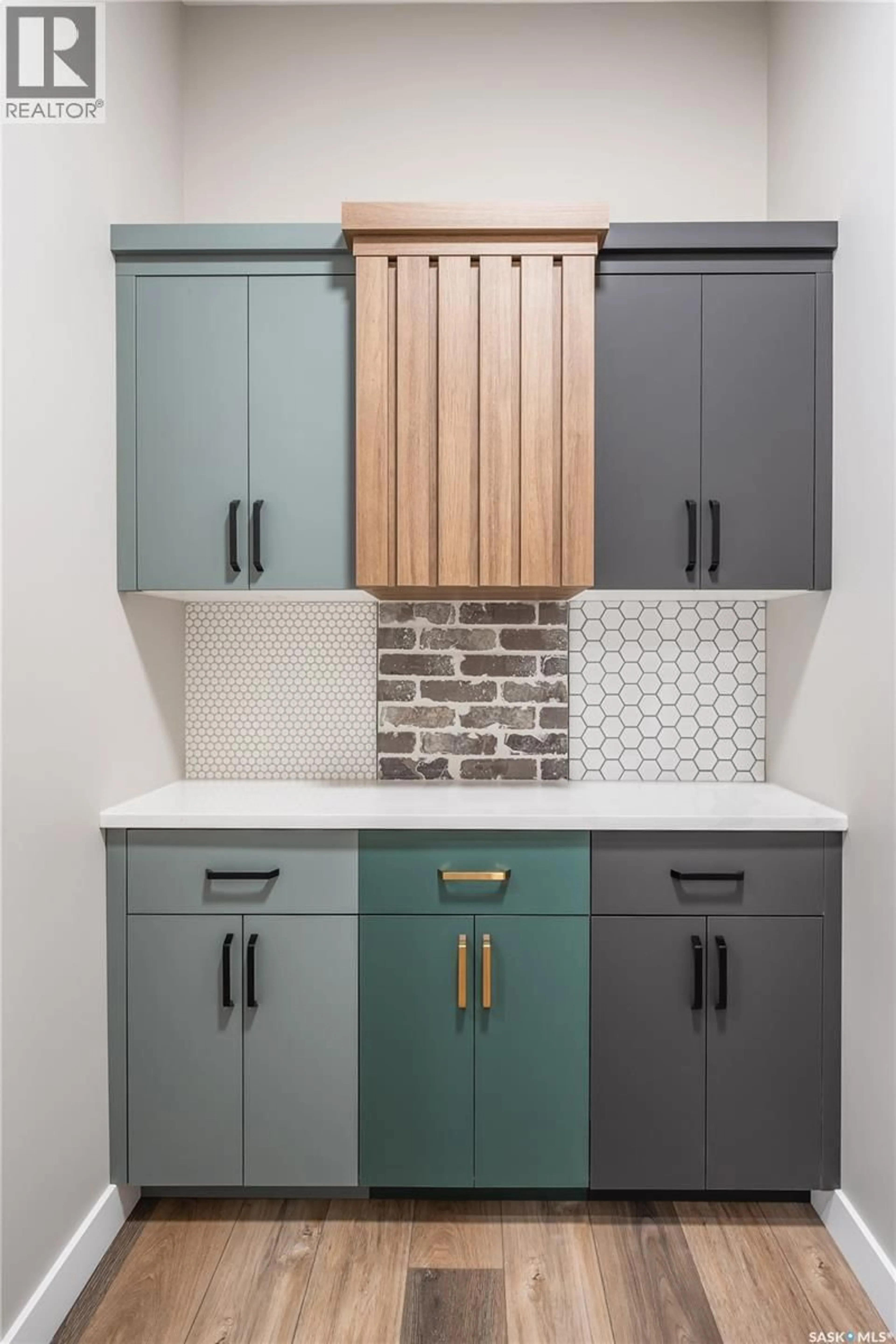 Laundry room for 4752 FERNDALE CRESCENT, Regina Saskatchewan S4V4A3