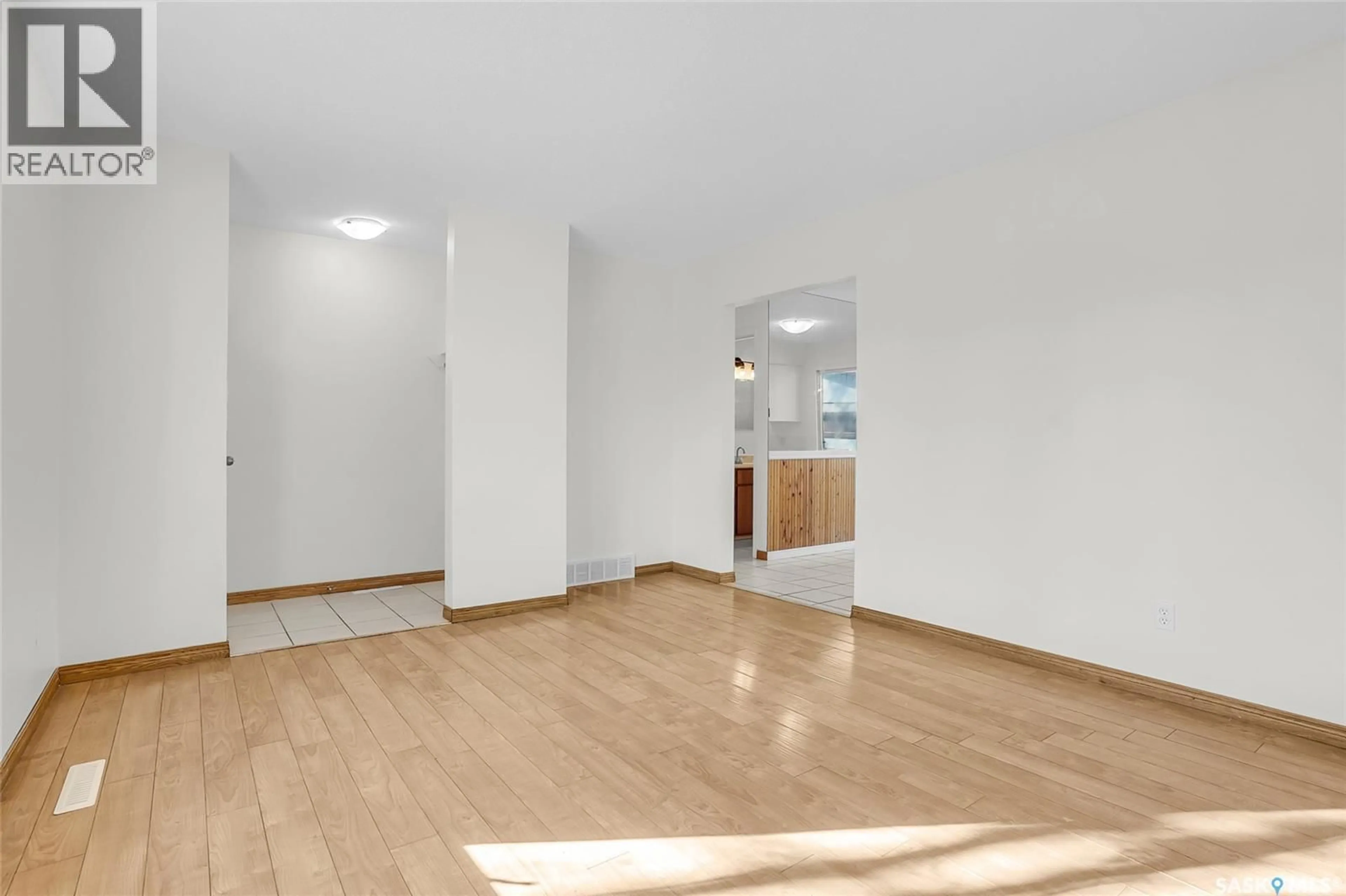 A pic of a room for 1806 RICHARDSON ROAD, Saskatoon Saskatchewan S7L4B5