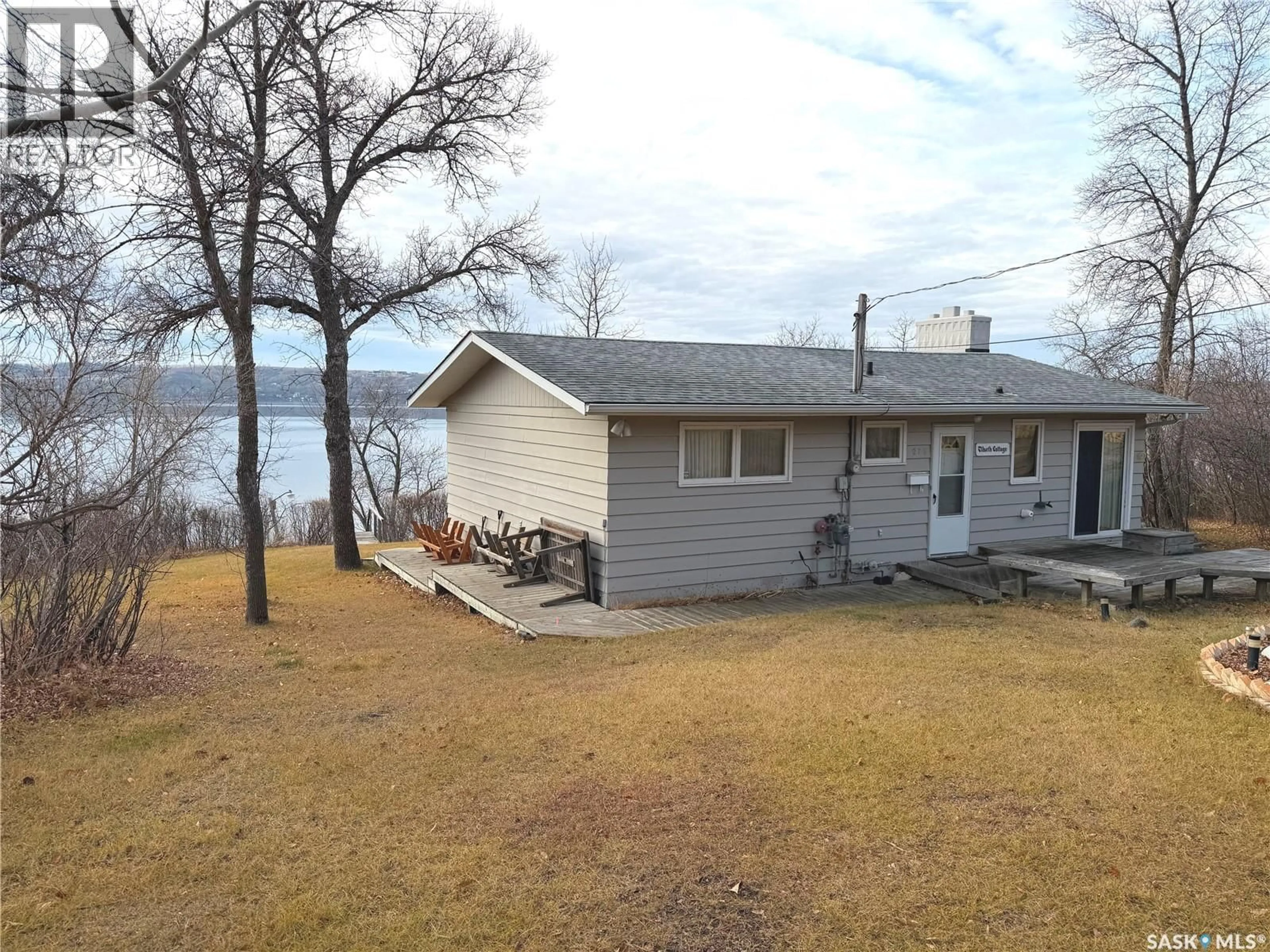A pic from outside/outdoor area/front of a property/back of a property/a pic from drone, water/lake/river/ocean view for 278 SOUTH KATEPWA DRIVE, Katepwa Beach Saskatchewan S0G2K0
