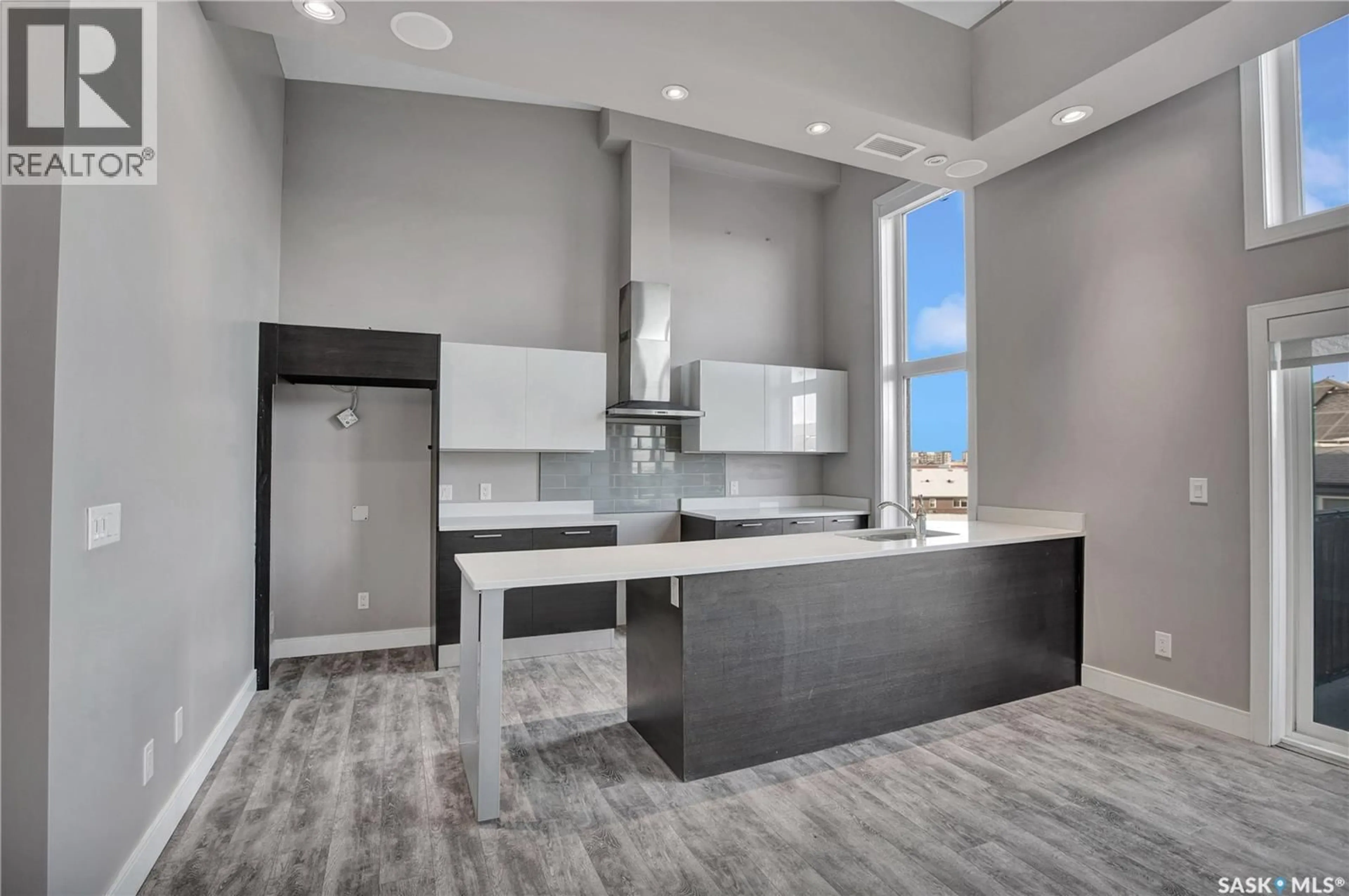 Contemporary kitchen, unknown for 419 - 306 WILLOWGROVE SQUARE, Saskatoon Saskatchewan S7W0T2