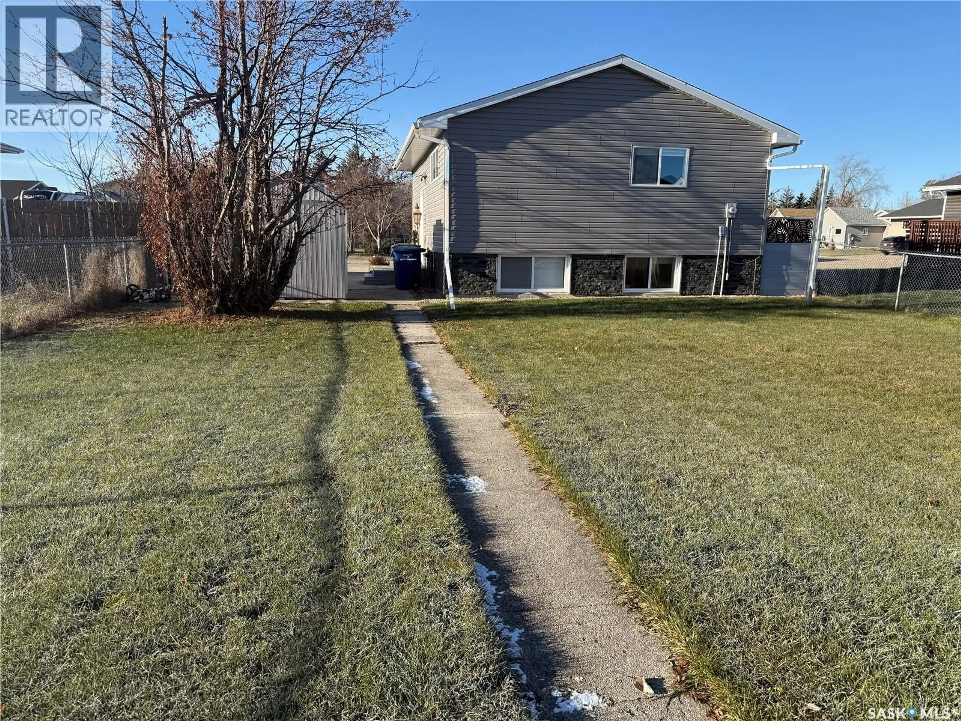 A pic from outside/outdoor area/front of a property/back of a property/a pic from drone, street for 2223 2ND STREET, Carrot River Saskatchewan S0E0L0