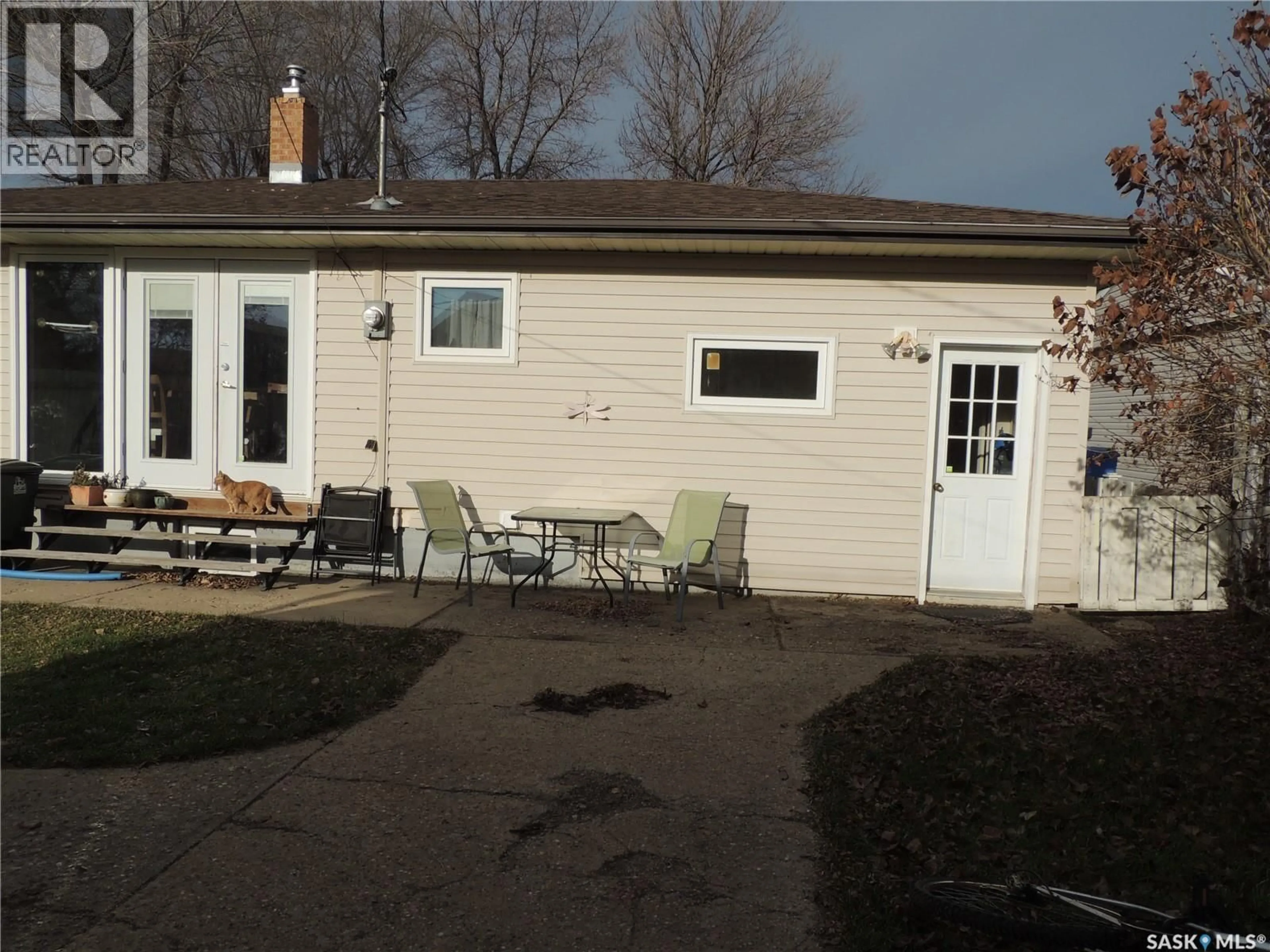 Patio, street for 918 ALBERT STREET, Estevan Saskatchewan S4A1S3