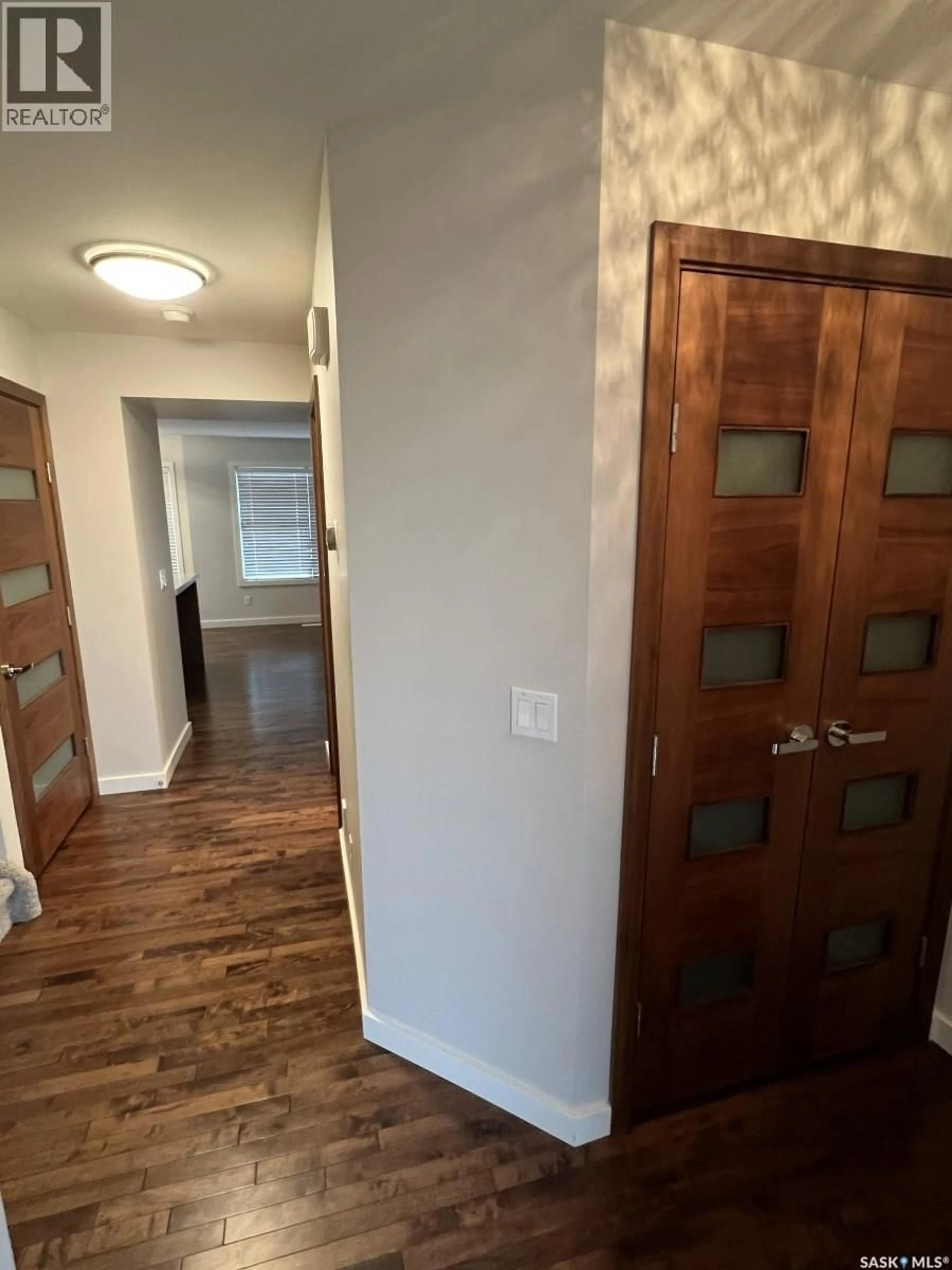 Indoor entryway for 505 - 1303 PATON CRESCENT, Saskatoon Saskatchewan S7W0P7