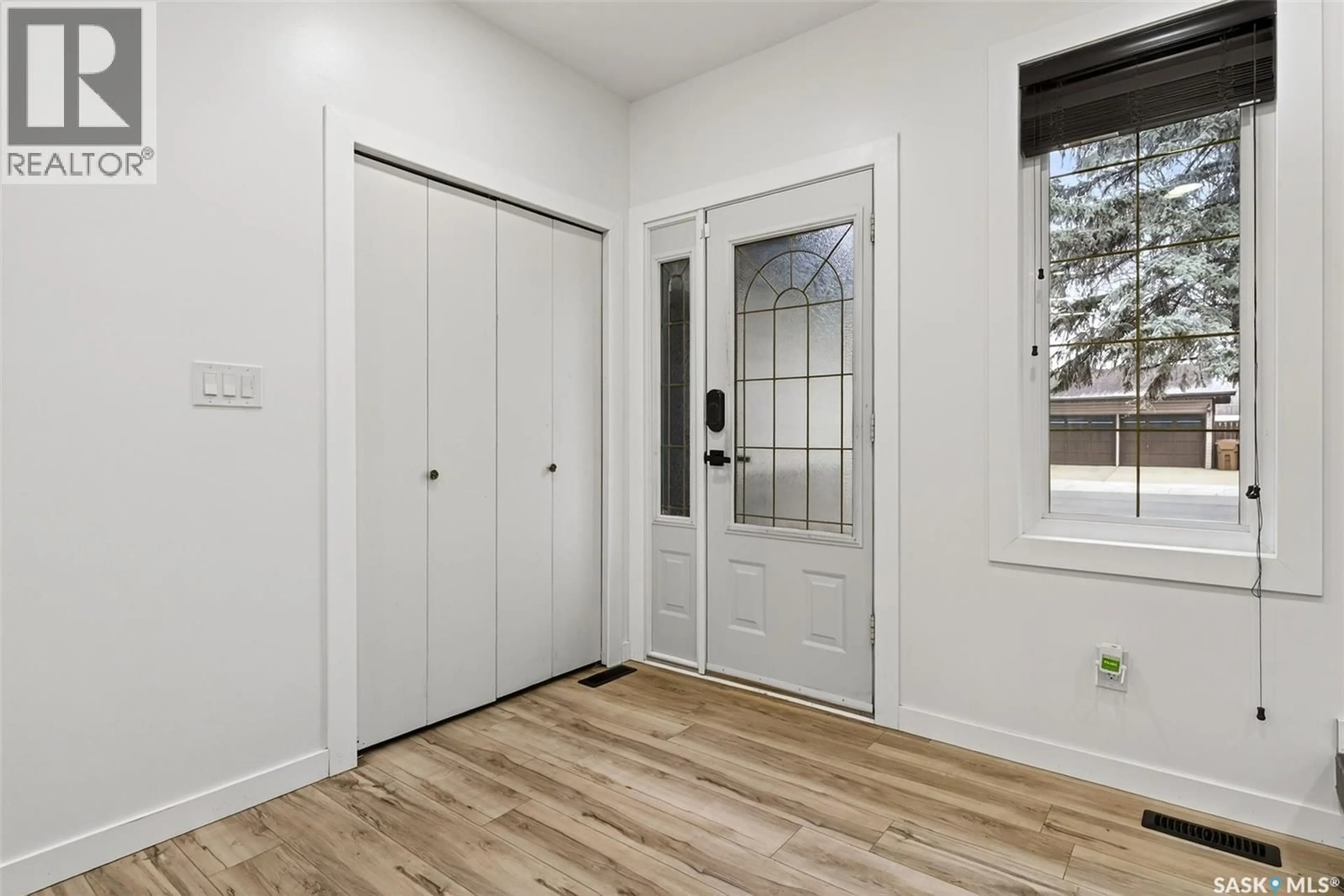 Indoor entryway for 3194 SALTERIO CRESCENT, Regina Saskatchewan S4V1C9