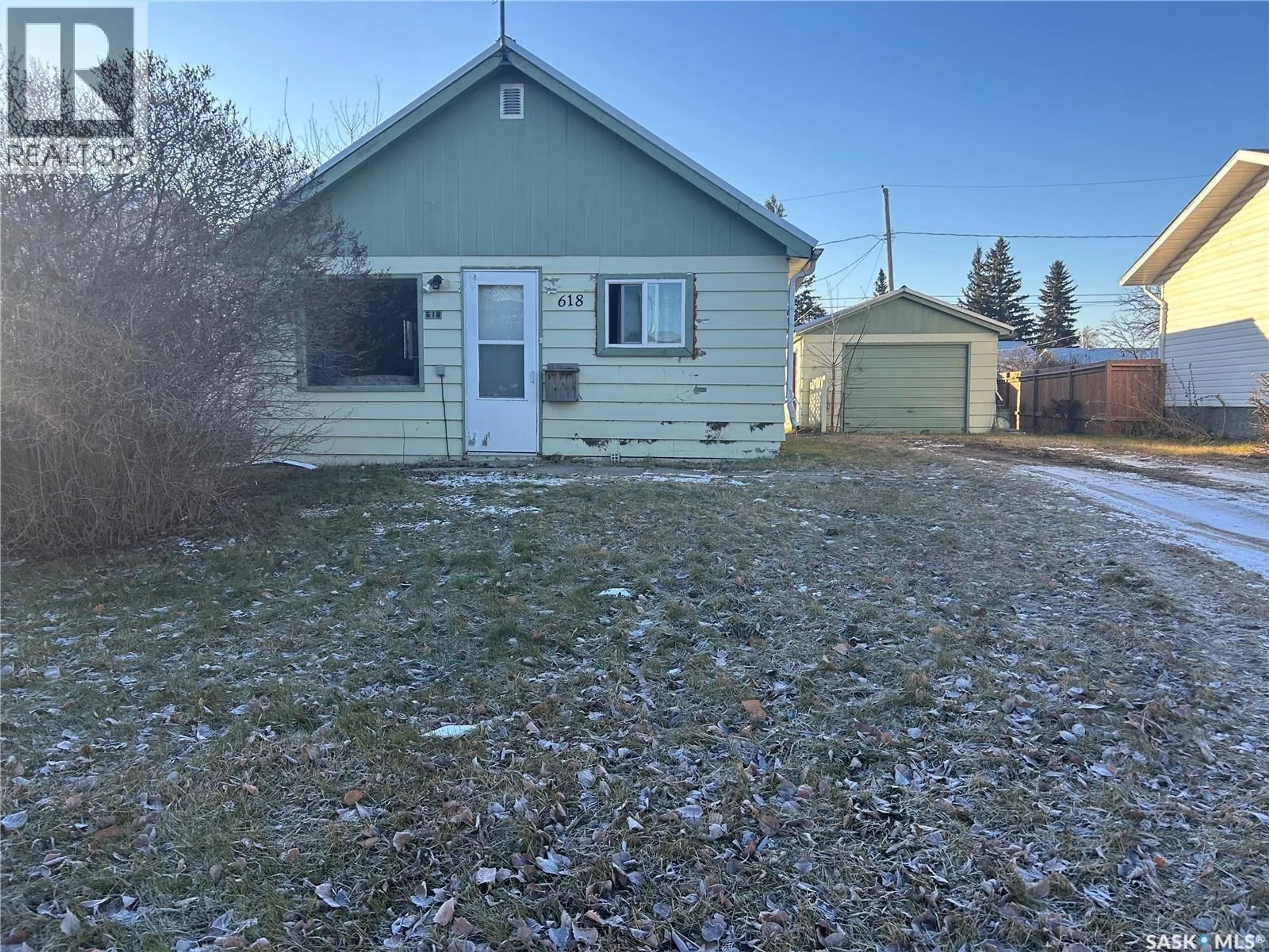 A pic from outside/outdoor area/front of a property/back of a property/a pic from drone, street for 618 98TH AVENUE, Tisdale Saskatchewan S0E1T0