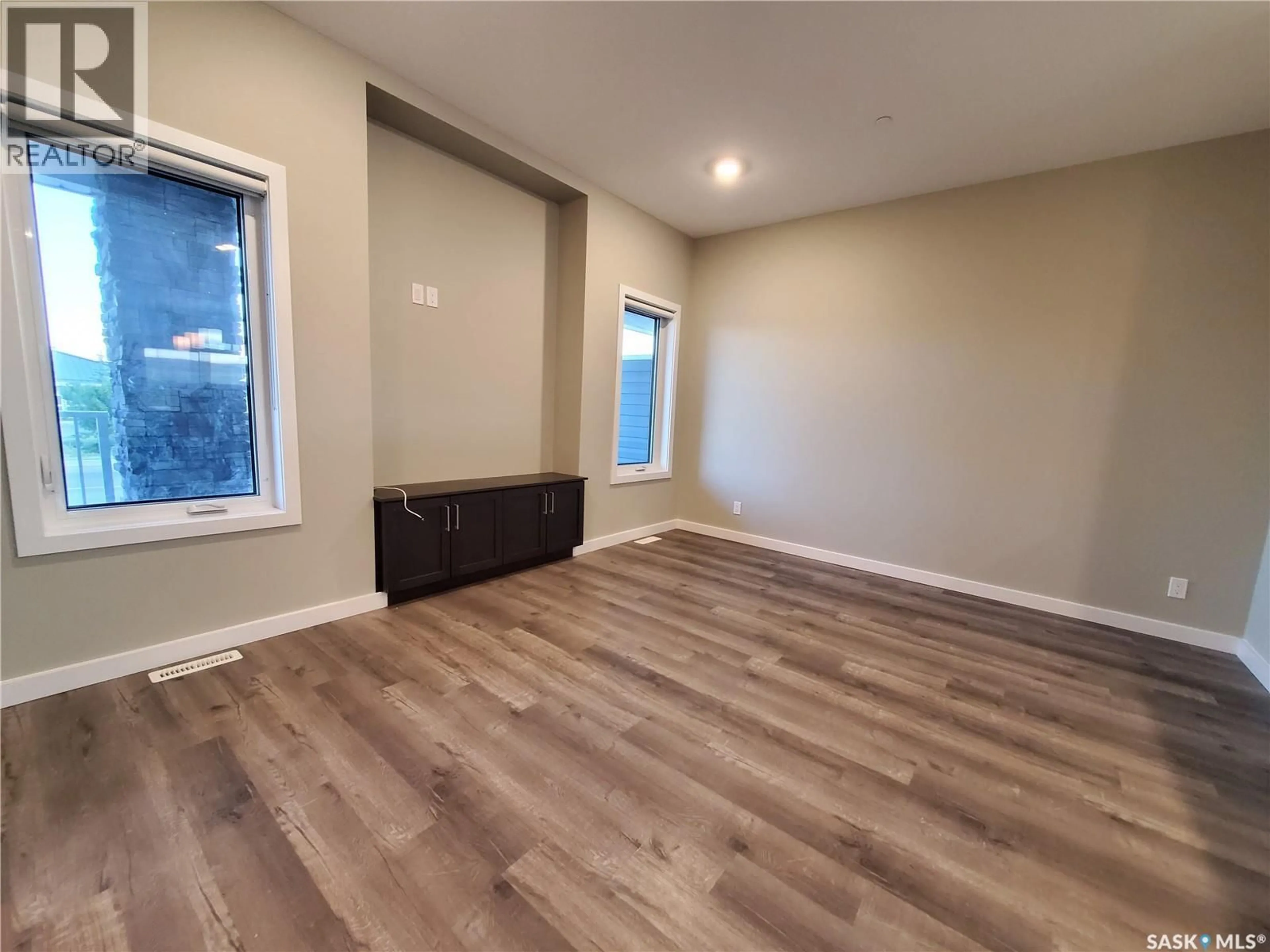 A pic of a room for 553 DOUGLAS DRIVE, Swift Current Saskatchewan S9H5R6