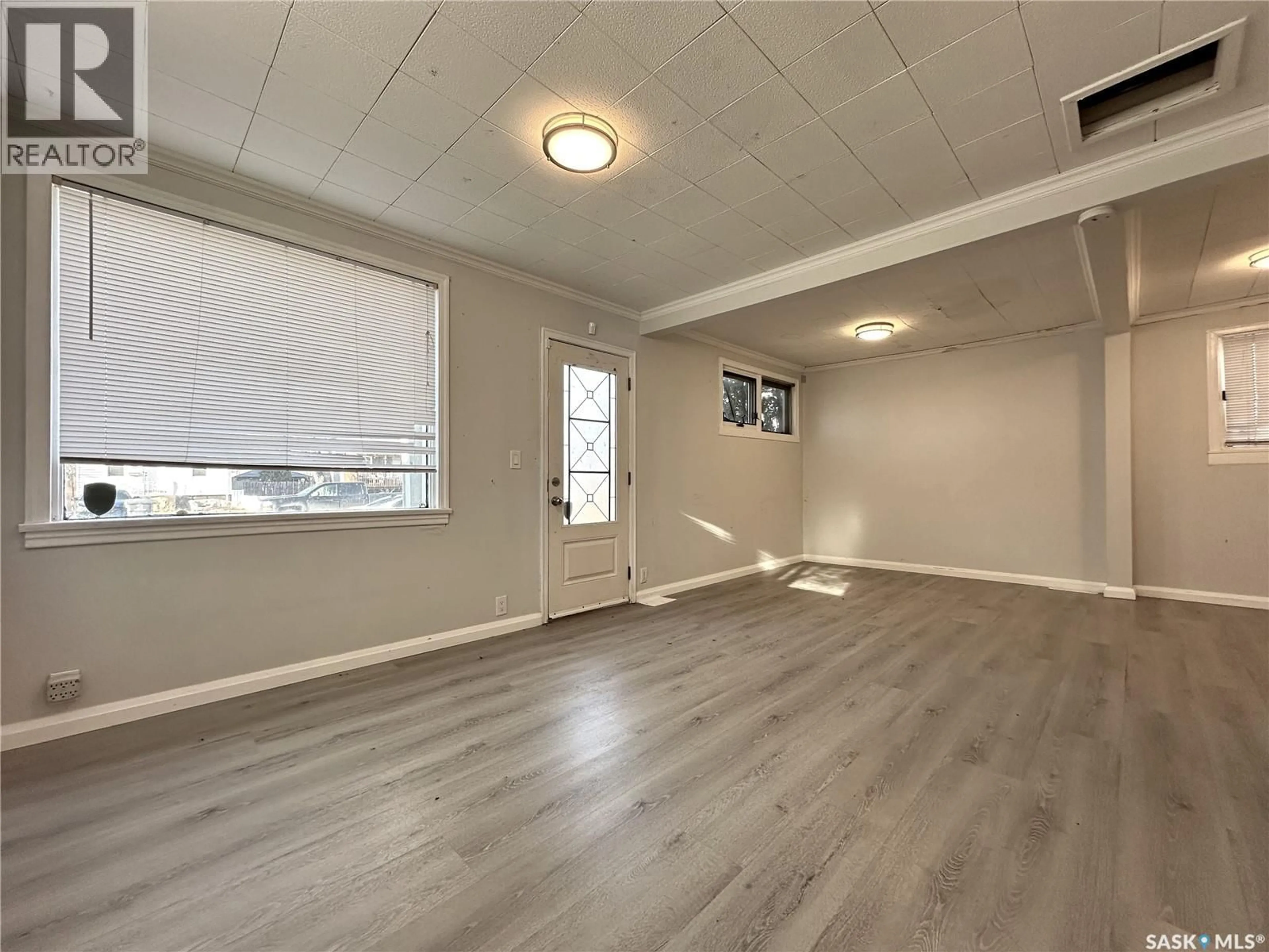 A pic of a room for 836 K AVENUE, Saskatoon Saskatchewan S7L2N1