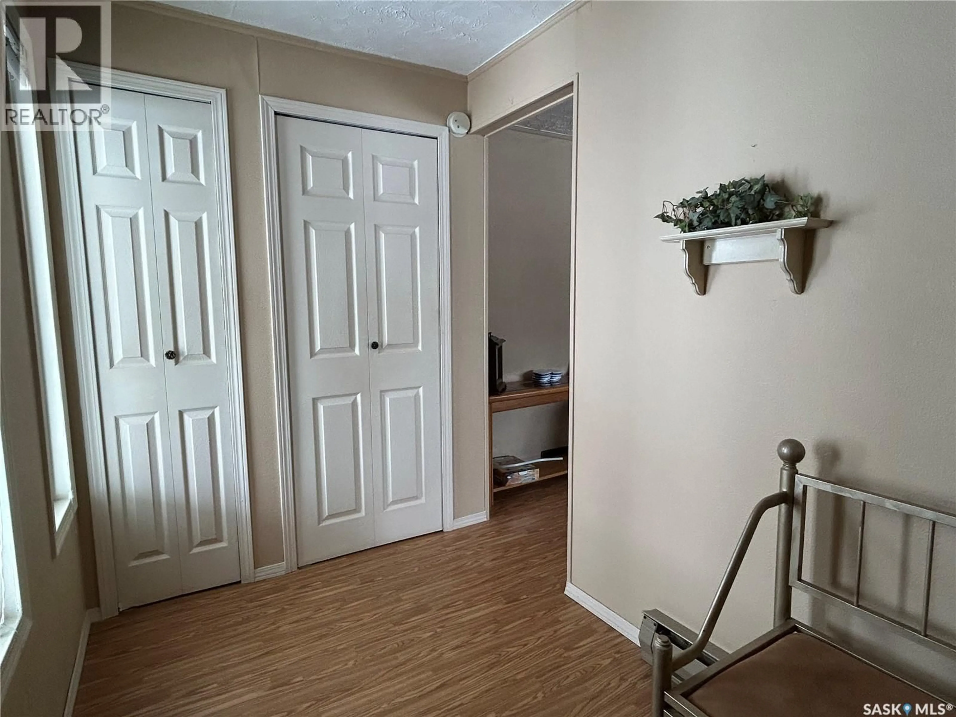 Indoor entryway for 902 EVA STREET, Estevan Saskatchewan S4A1P5
