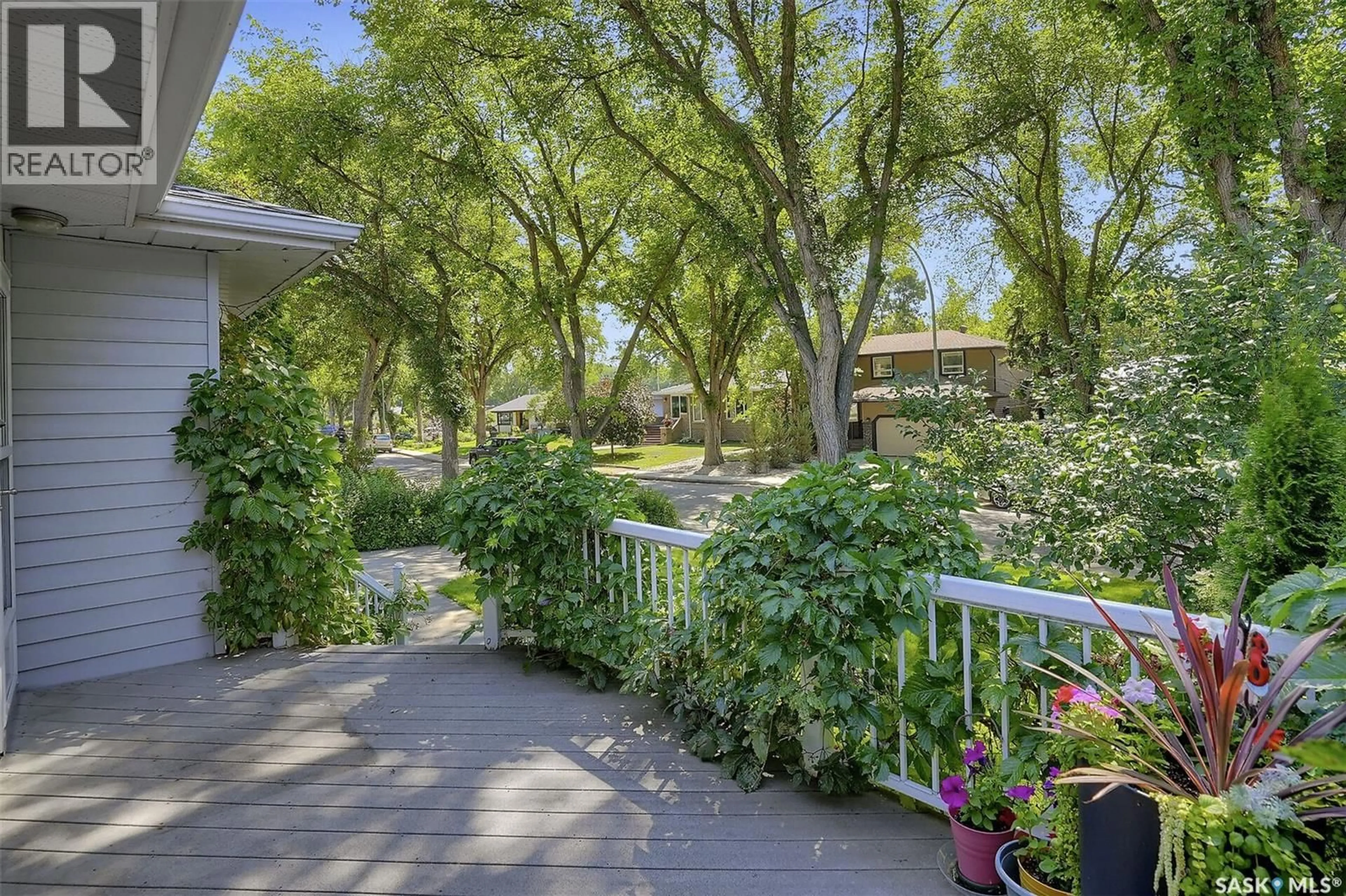 Patio, street for 2826 23RD AVENUE, Regina Saskatchewan S4S1E6