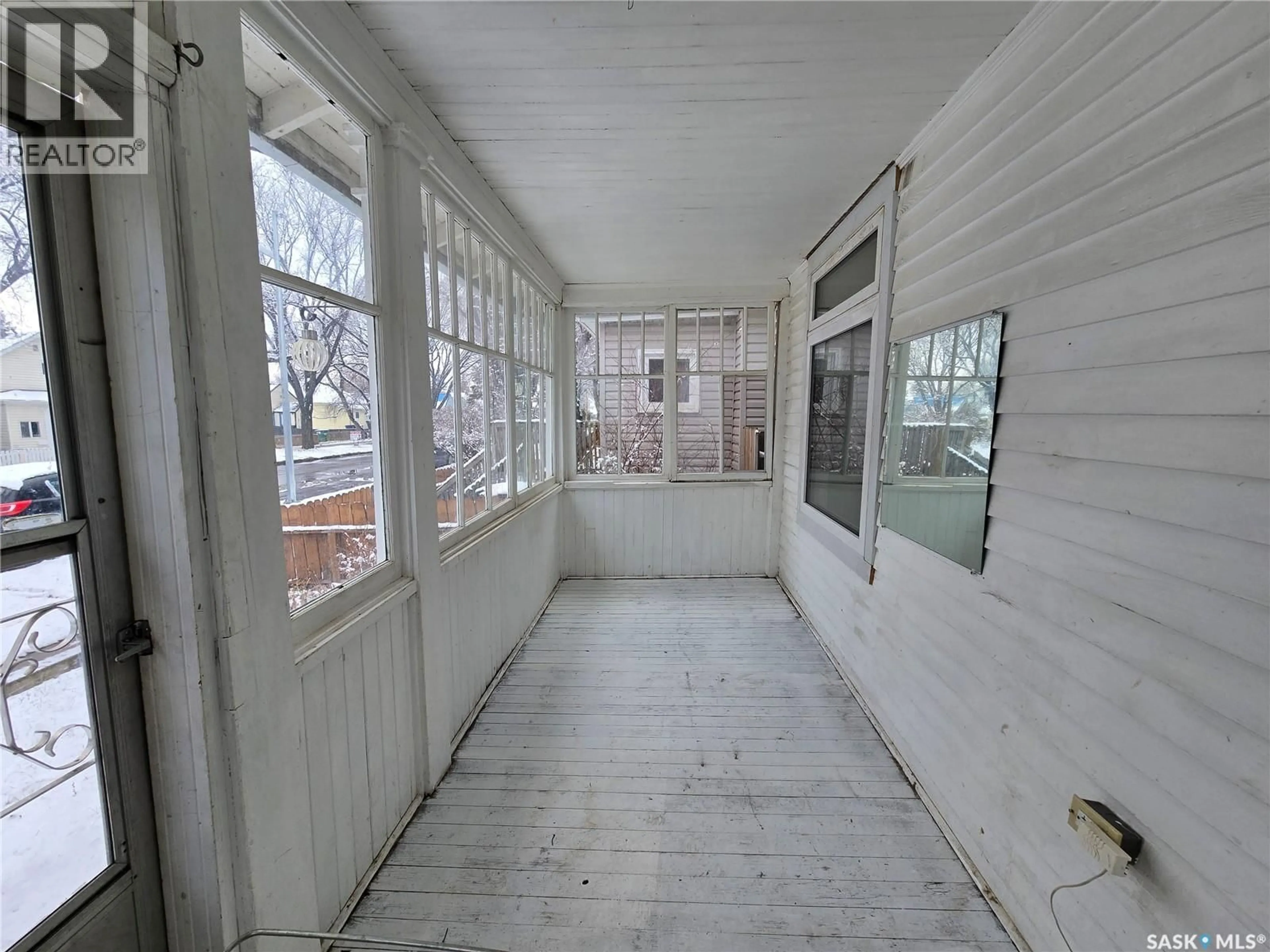 Unknown for 1310 G AVENUE, Saskatoon Saskatchewan S7L2A7