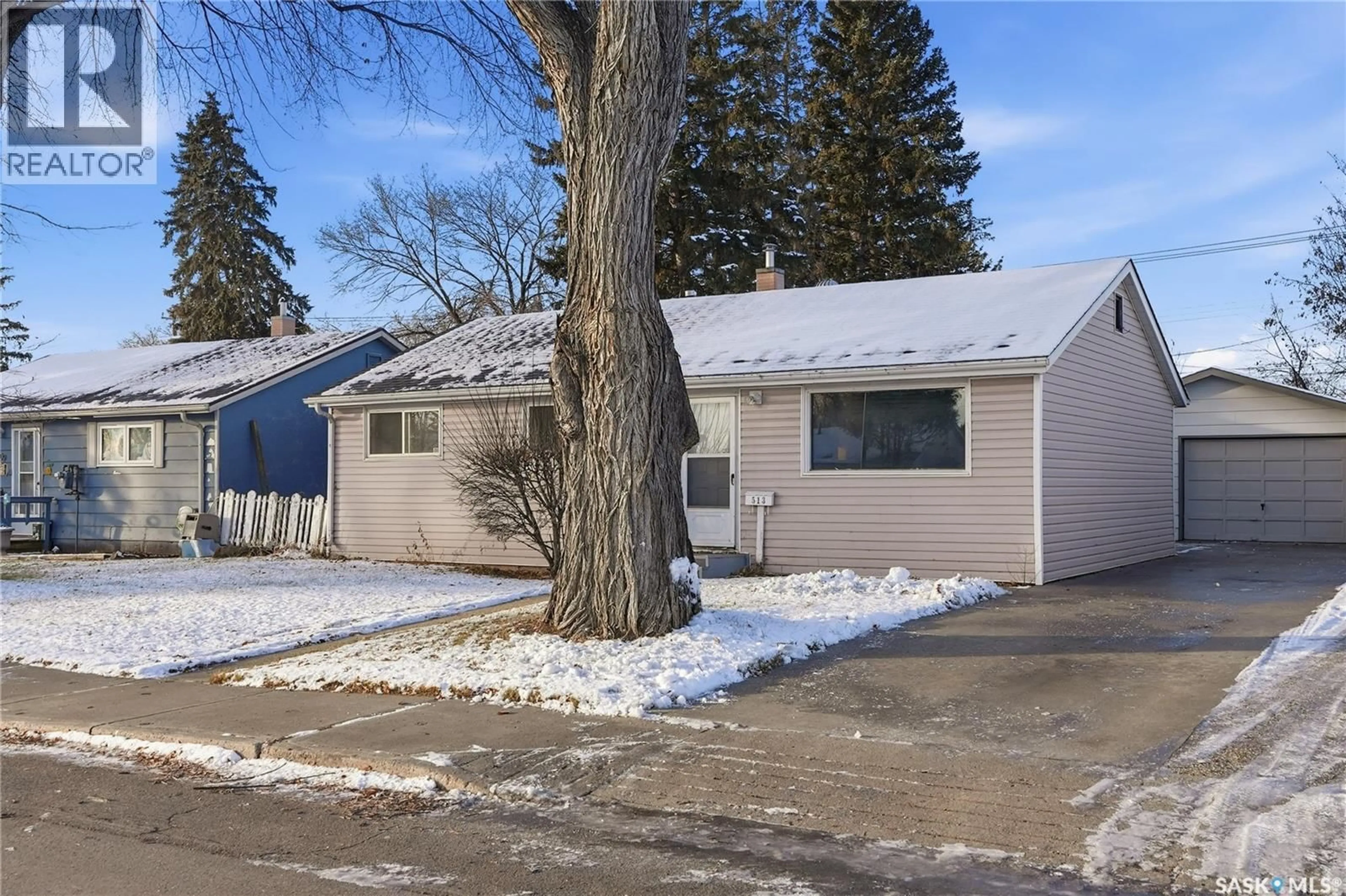 Unknown for 513 S AVENUE N, Saskatoon Saskatchewan S7L3A2