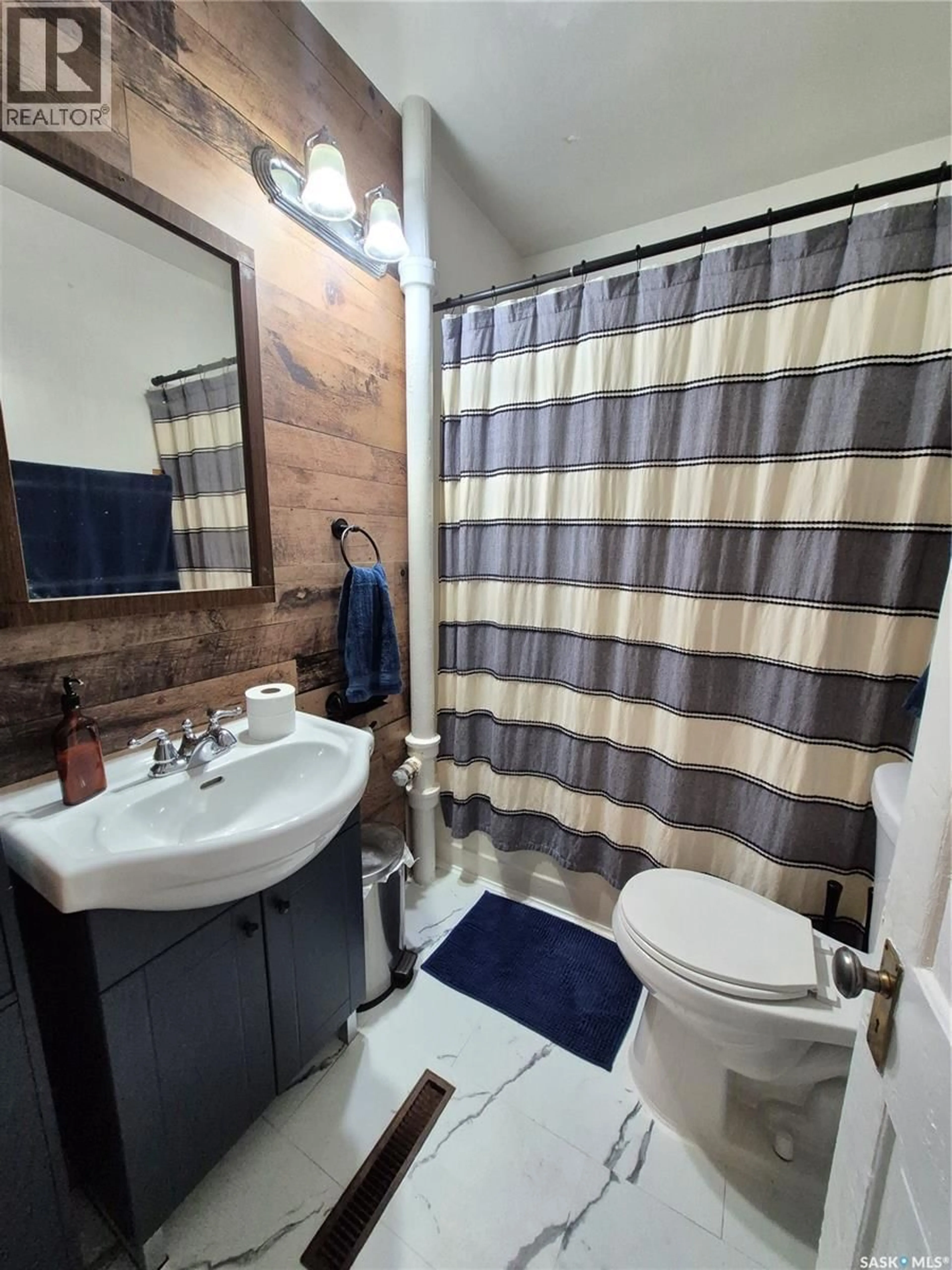 Standard bathroom, unknown for 9 HUME STREET, Griffin Saskatchewan S0C1G0
