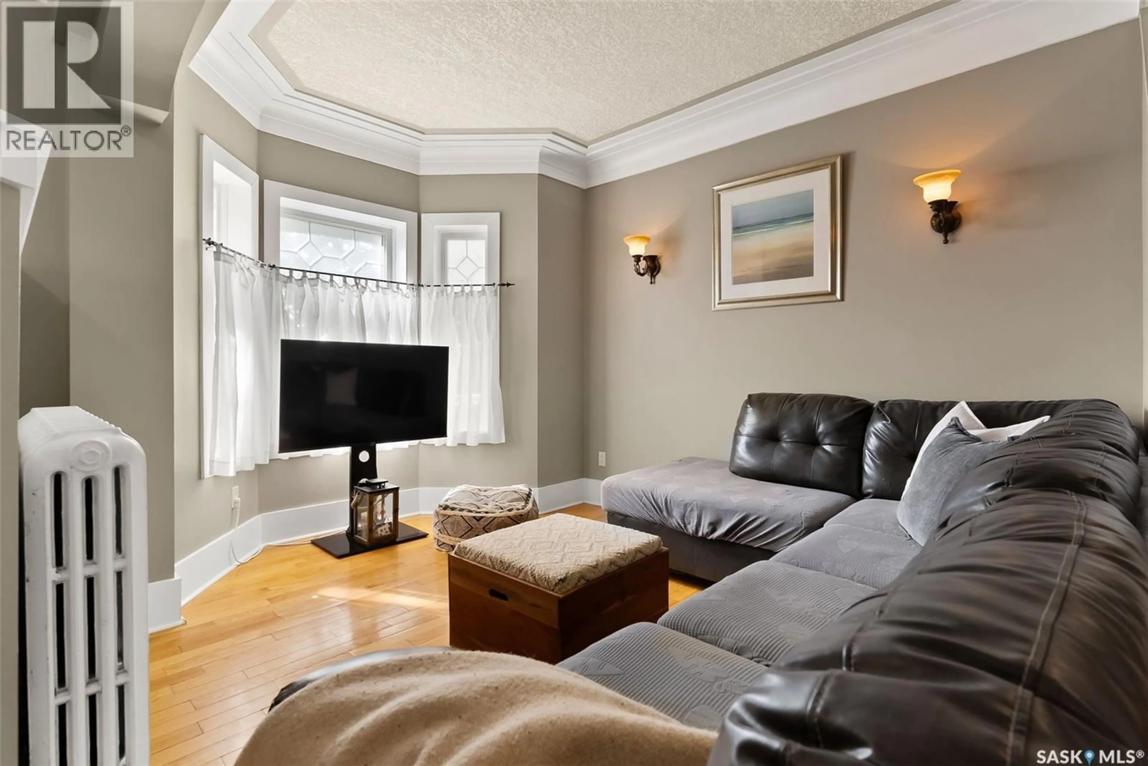 Living room with furniture, unknown for 2800 VICTORIA AVENUE, Regina Saskatchewan S4T1K5