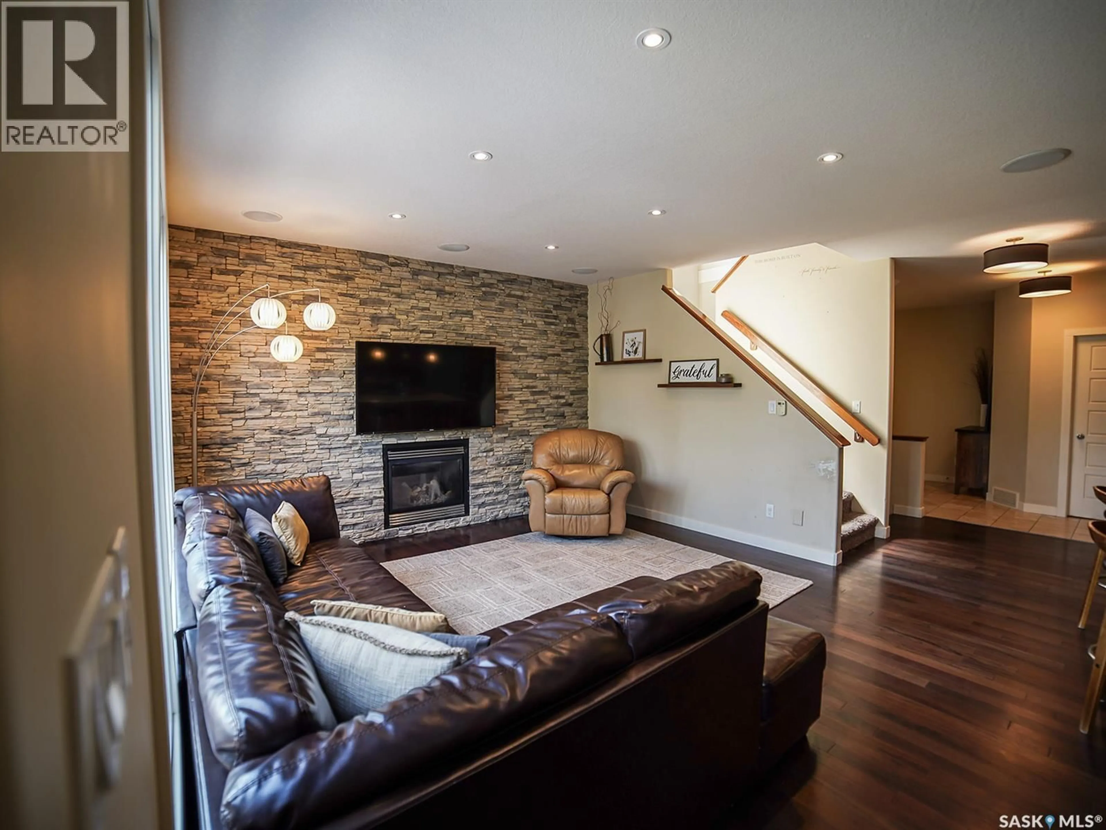 Living room with furniture, unknown for 2715 HIGHGROVE ROAD, Regina Saskatchewan S4V0N3