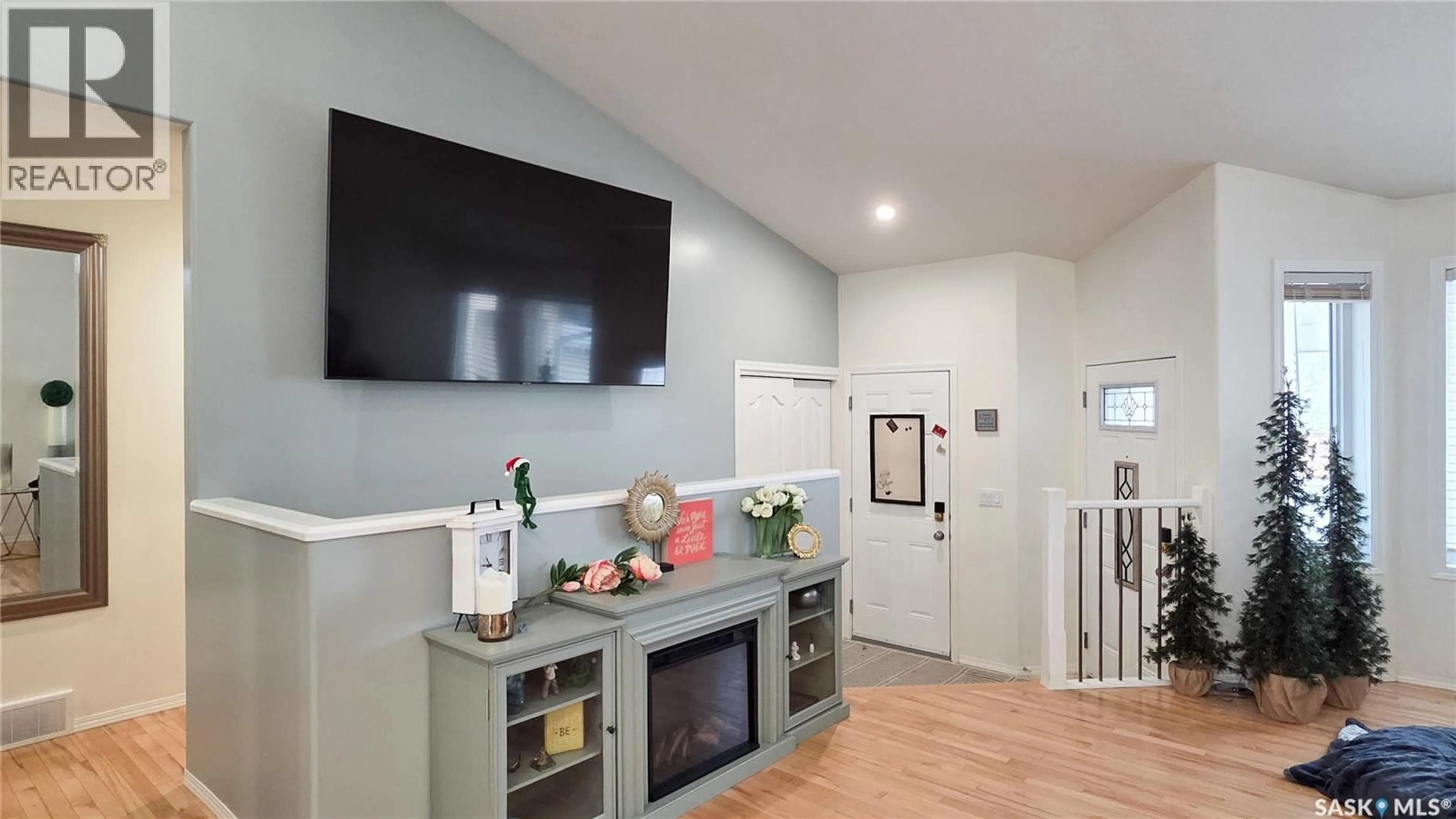 Unknown for 815 LYND CRESCENT, Saskatoon Saskatchewan S7T0C5