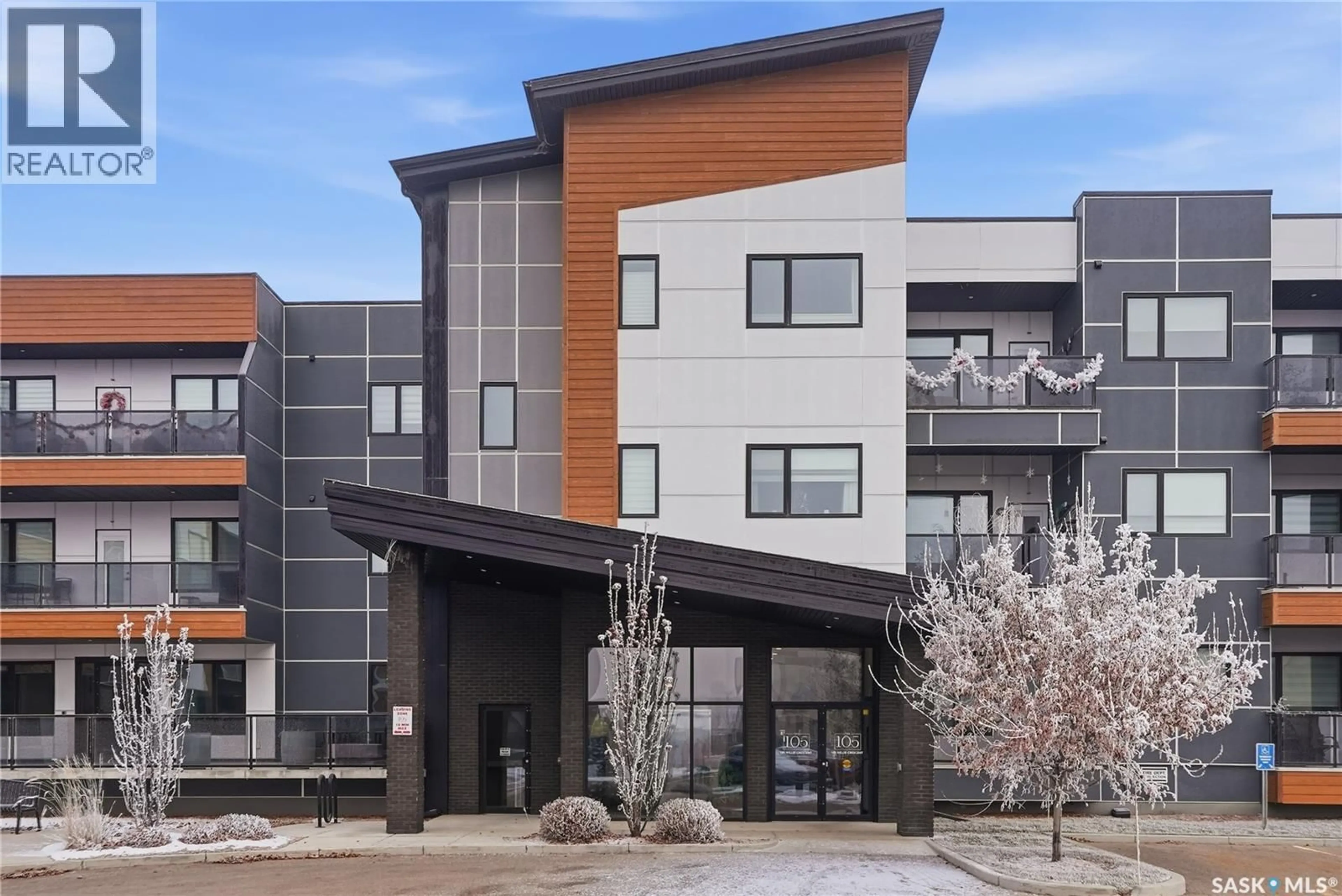 Unknown for 105 - 220 WILLIS CRESCENT, Saskatoon Saskatchewan S7T0Z3